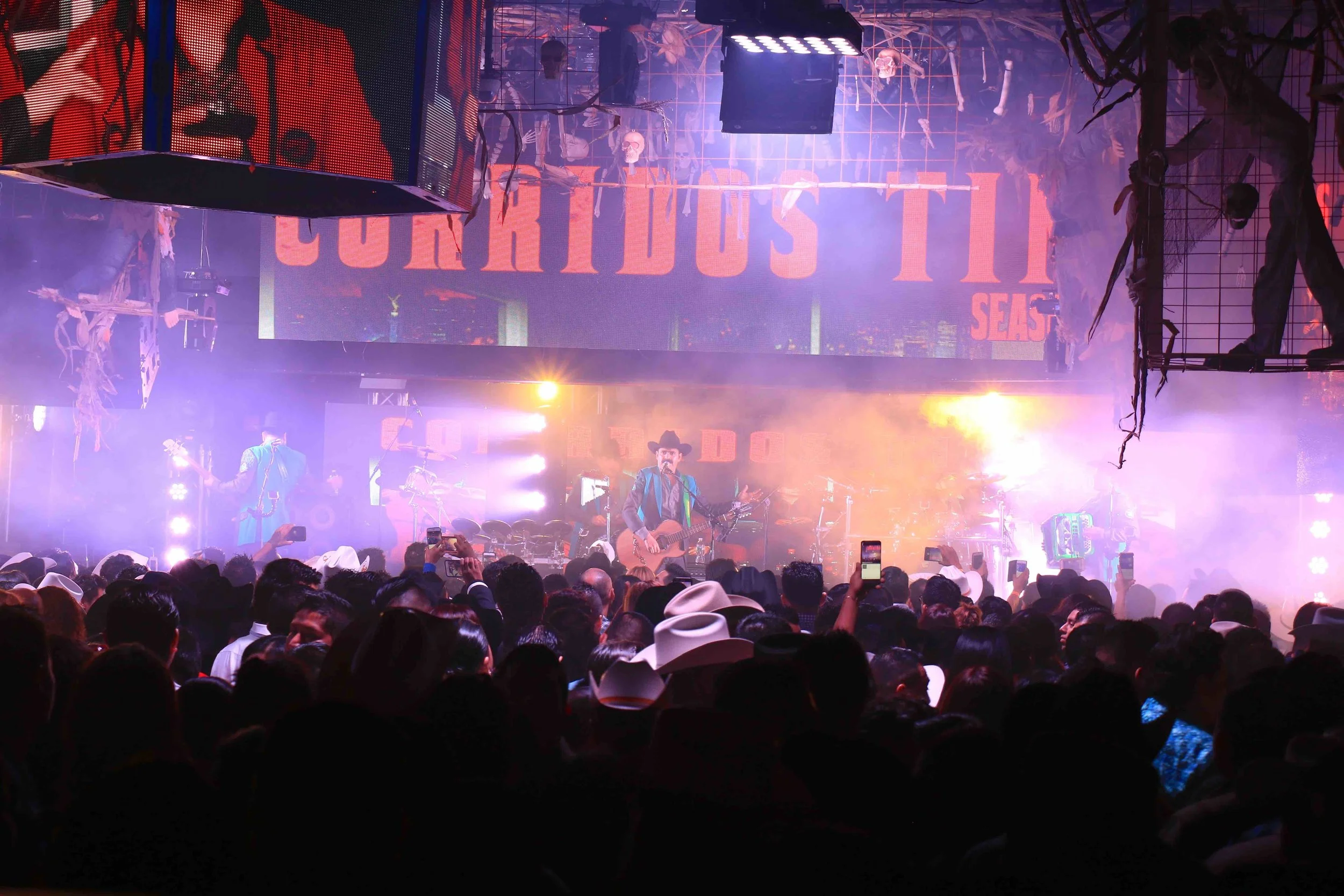 La Boom: Woodside, NY