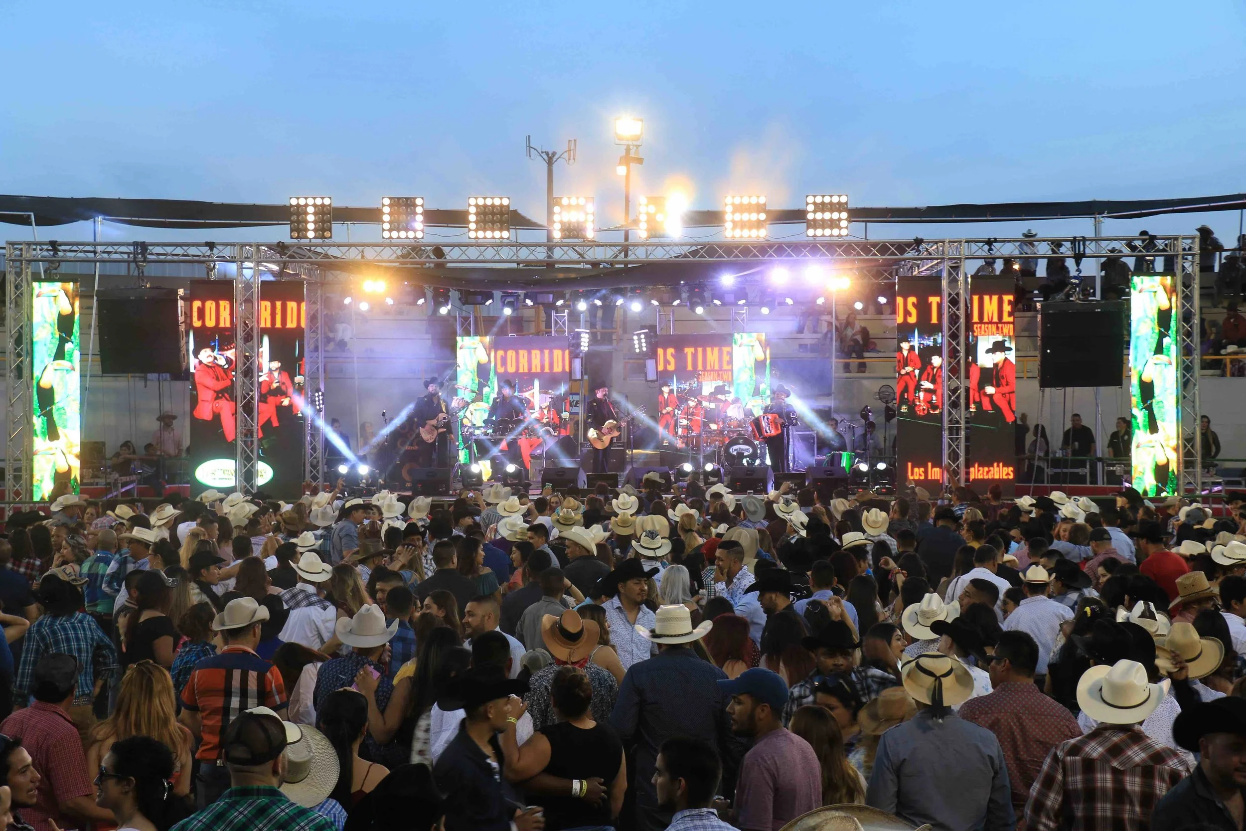 PLAZA DE TOROS DE THORNTON: THORNTON, CA 