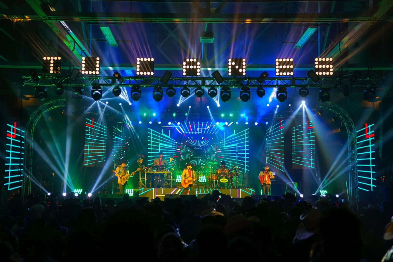 ALDRICH ARENA: MAPLEWOOD, MN