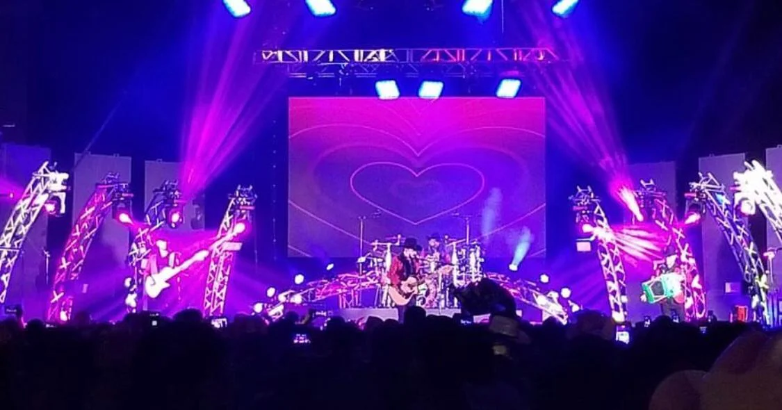 LEE CIVIC CENTER: FORT MYERS, FL 