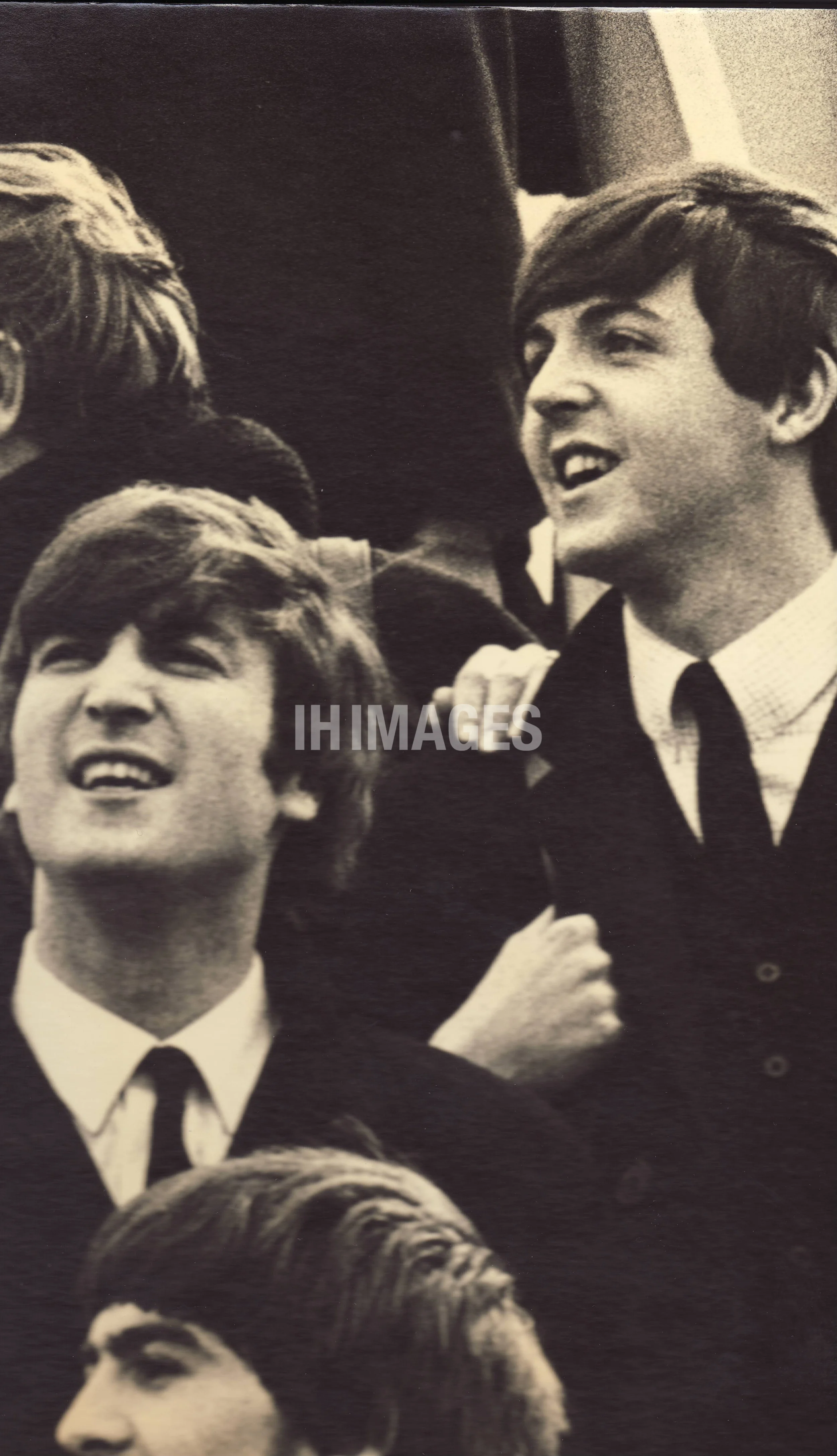 The Beatles Arrive