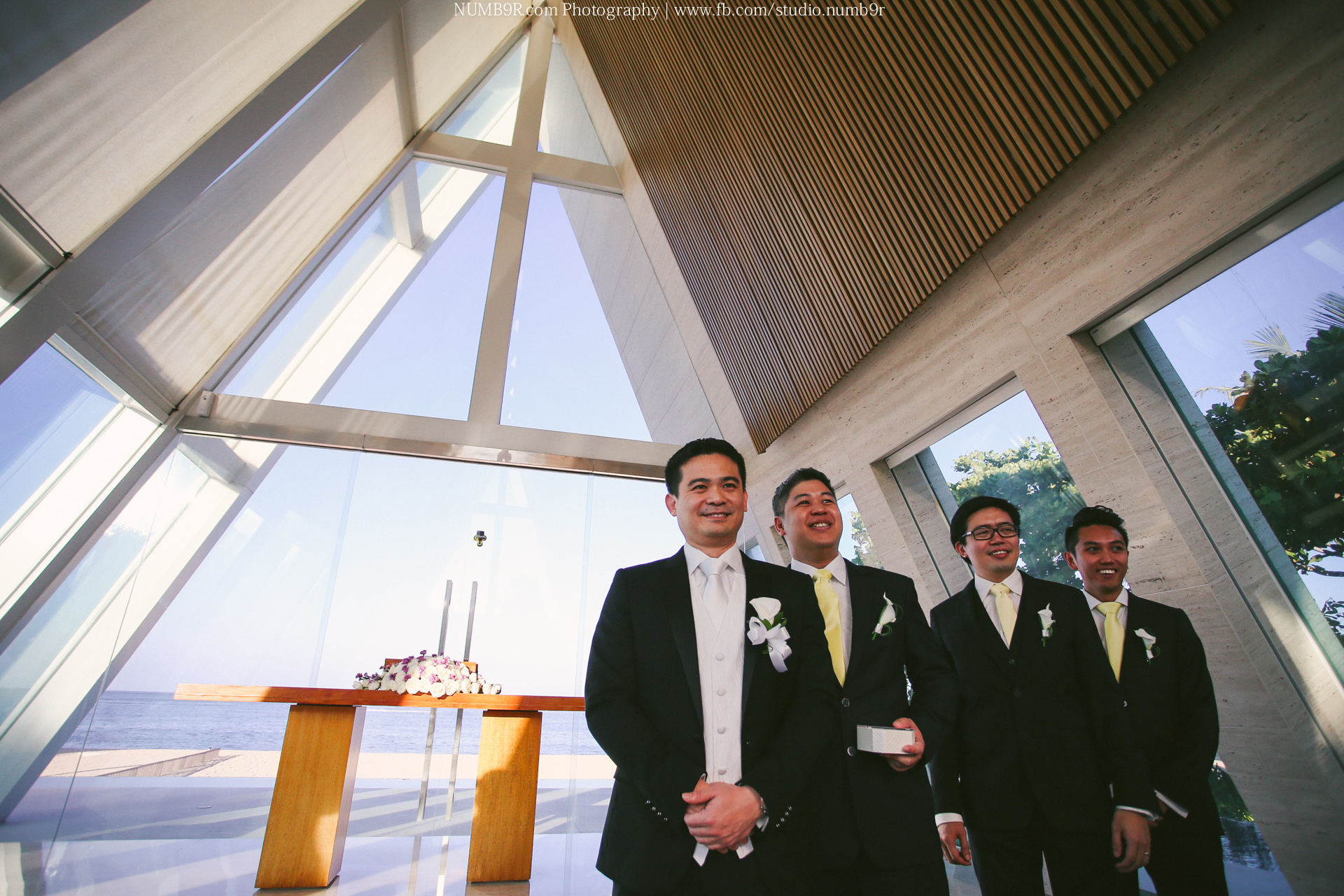studio_numb9r_wedding-bali-beach-conrad-infinity-church-slideshow-FB-266.jpg