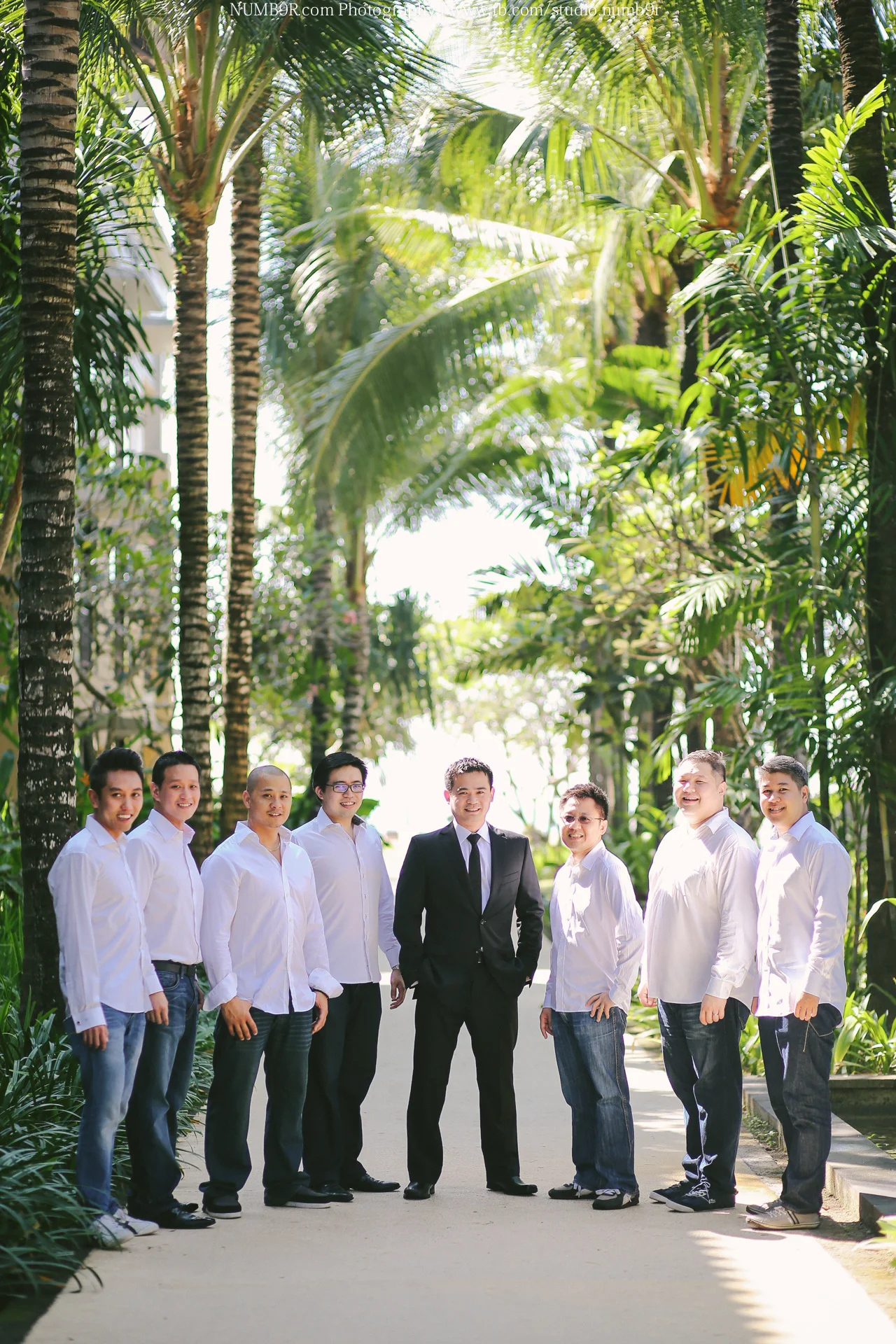 studio_numb9r_wedding-bali-beach-conrad-infinity-church-slideshow-FB-71.jpg