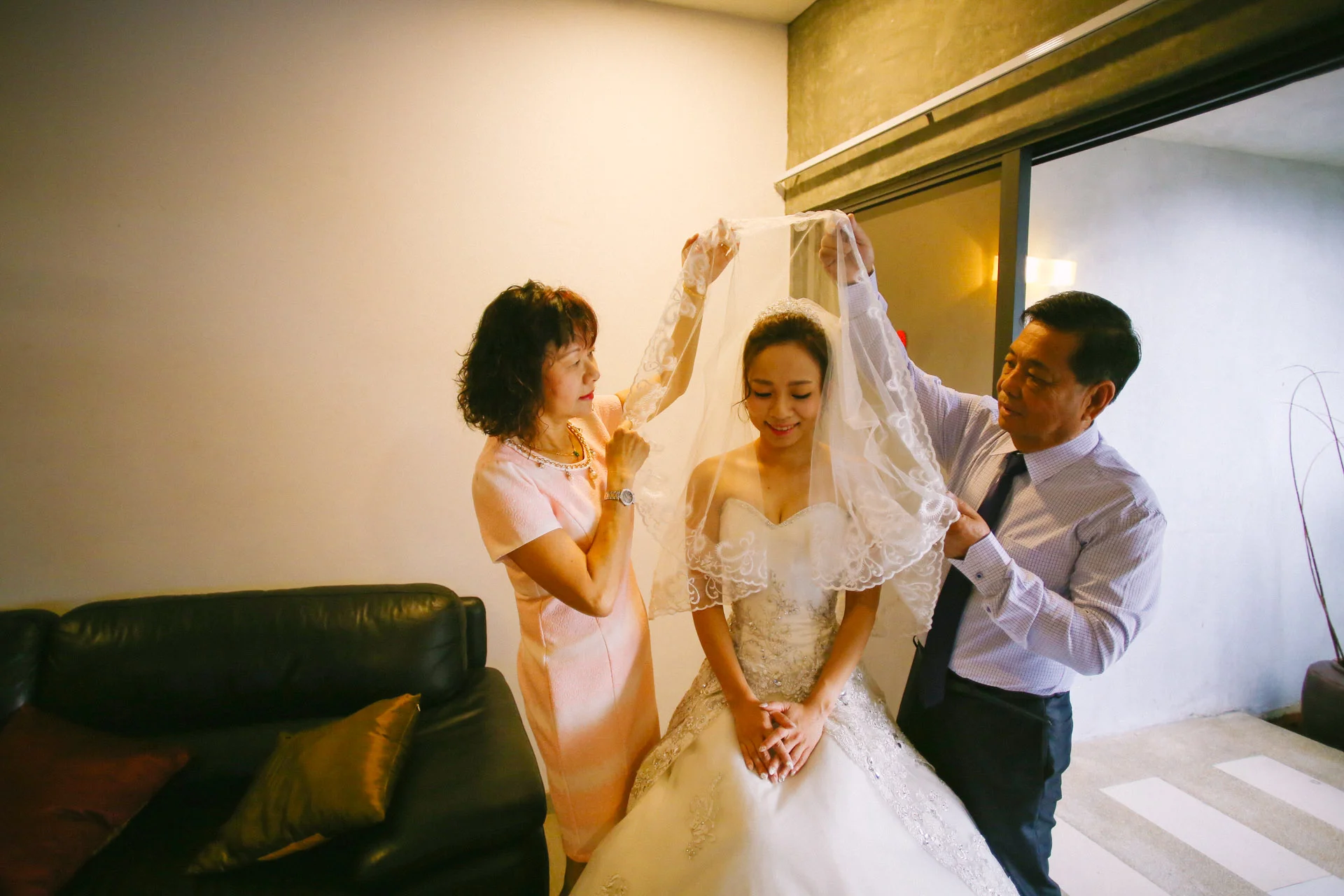 studio-numb9r-church-wedding-slide-60.jpg