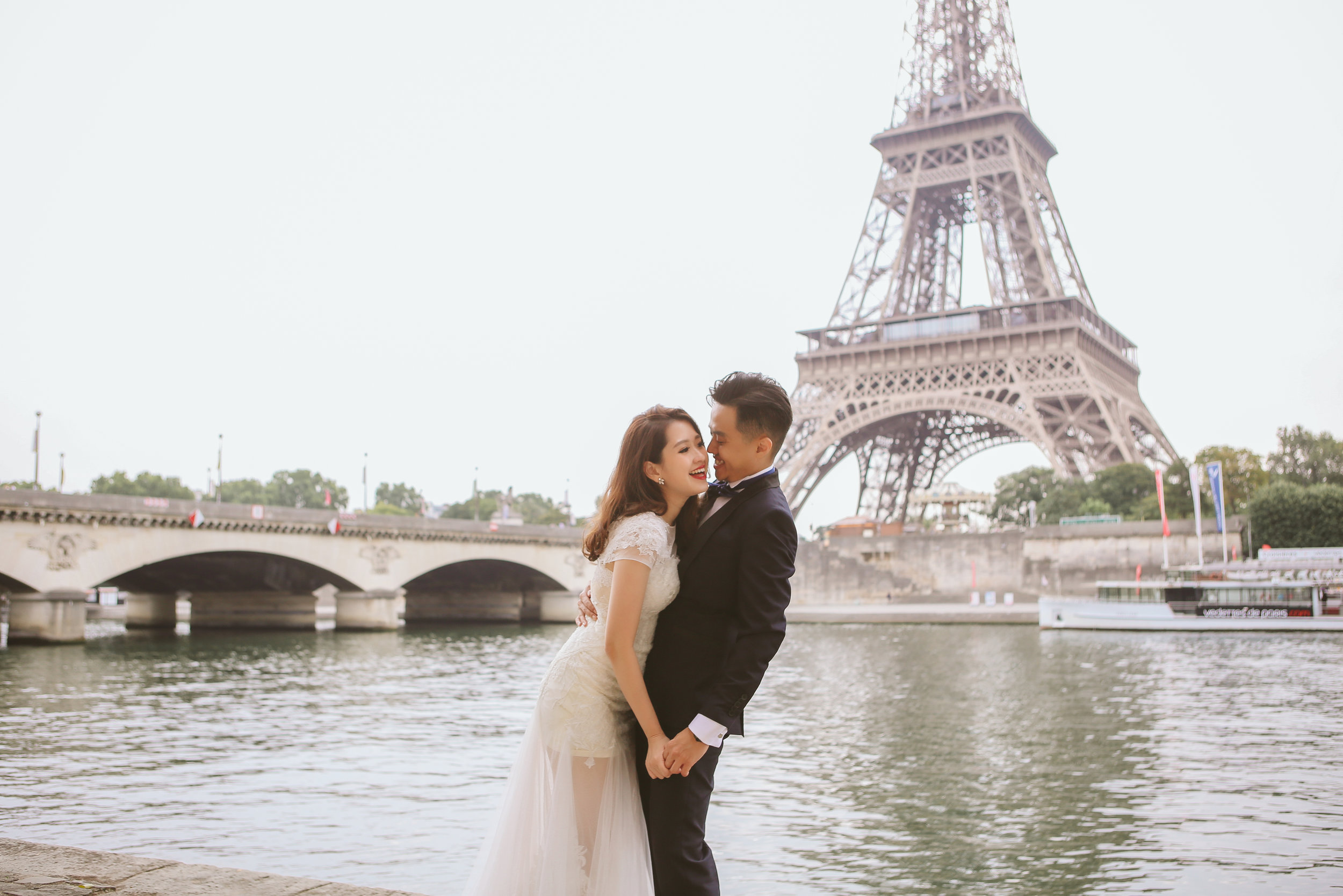 2017-pre-wedding-studio-numb9r-paris-tower-view-high-1375e.jpg