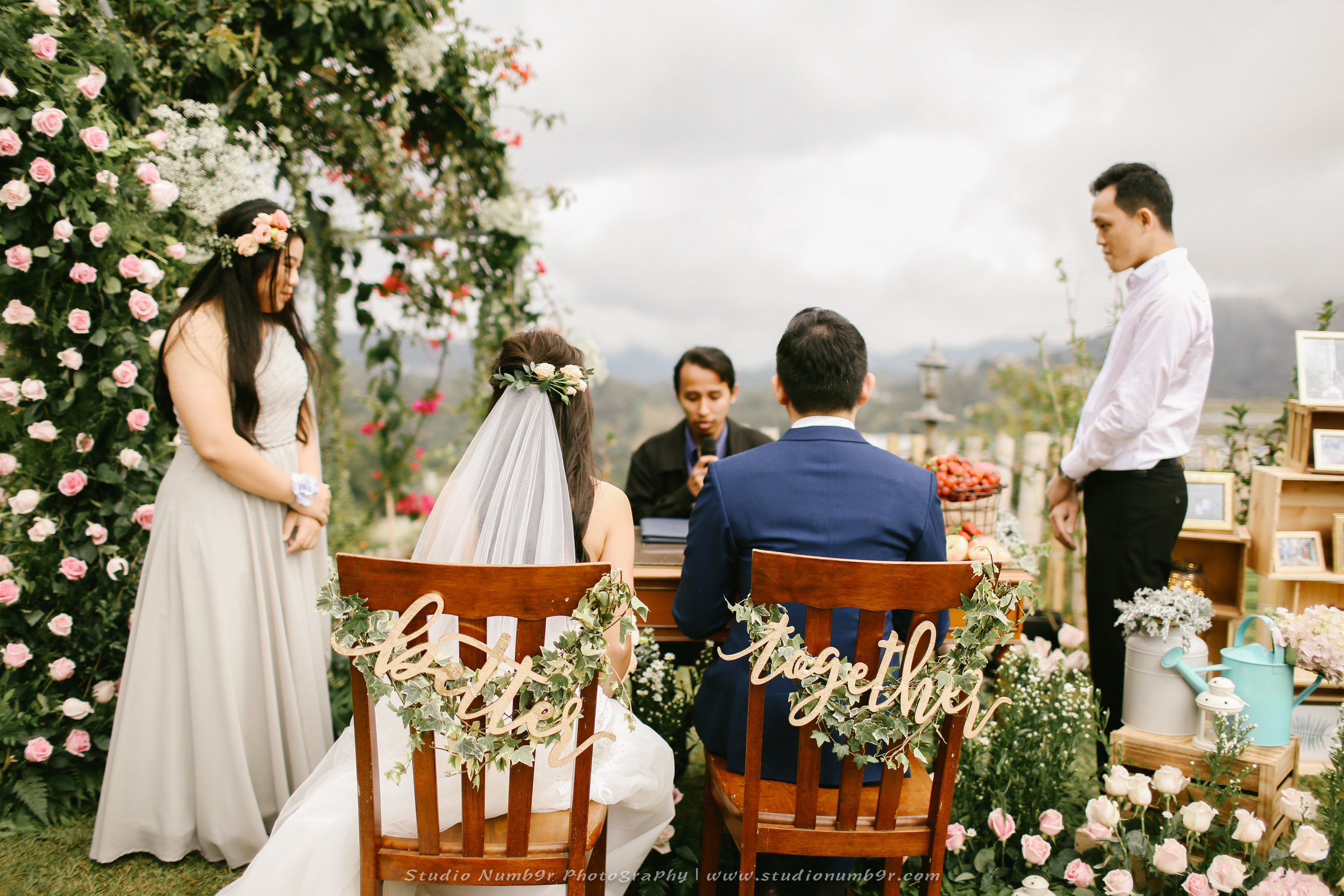 2018-ROM-wedding-photo-studio-numb9r-Cameron-Highland-21.jpg