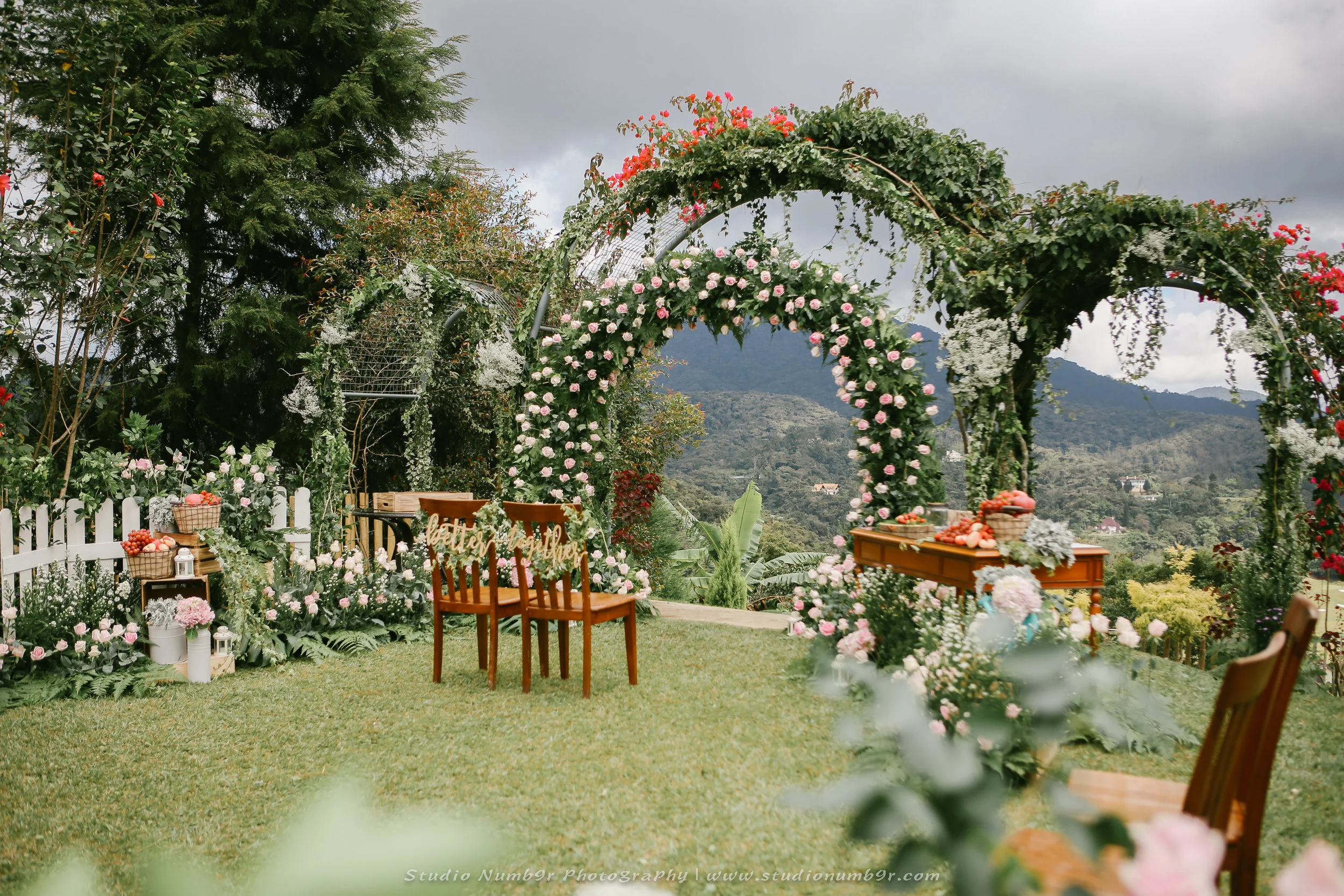 2018-ROM-wedding-photo-studio-numb9r-Cameron-Highland-10.jpg