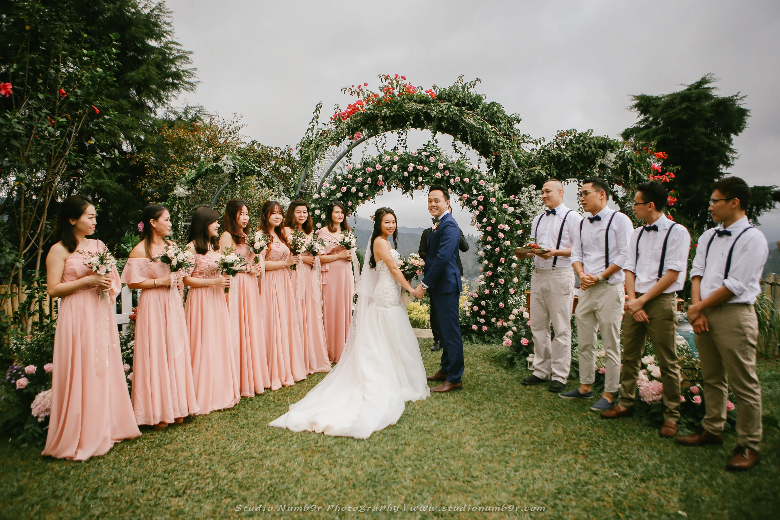 2018-ROM-wedding-photo-studio-numb9r-Cameron-Highland-16.jpg