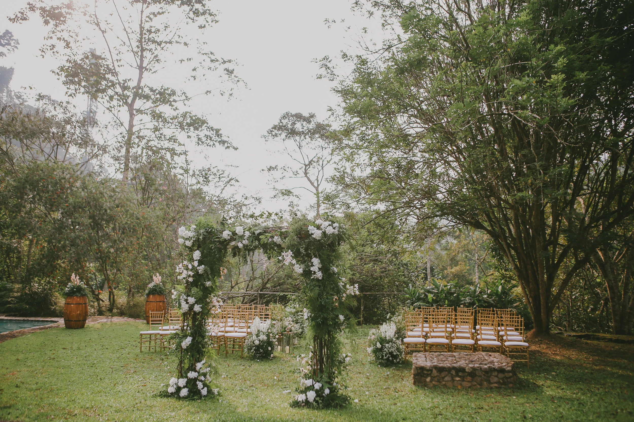 2019-act-wedding-studio-numb9r-ROM-garden-28.jpg