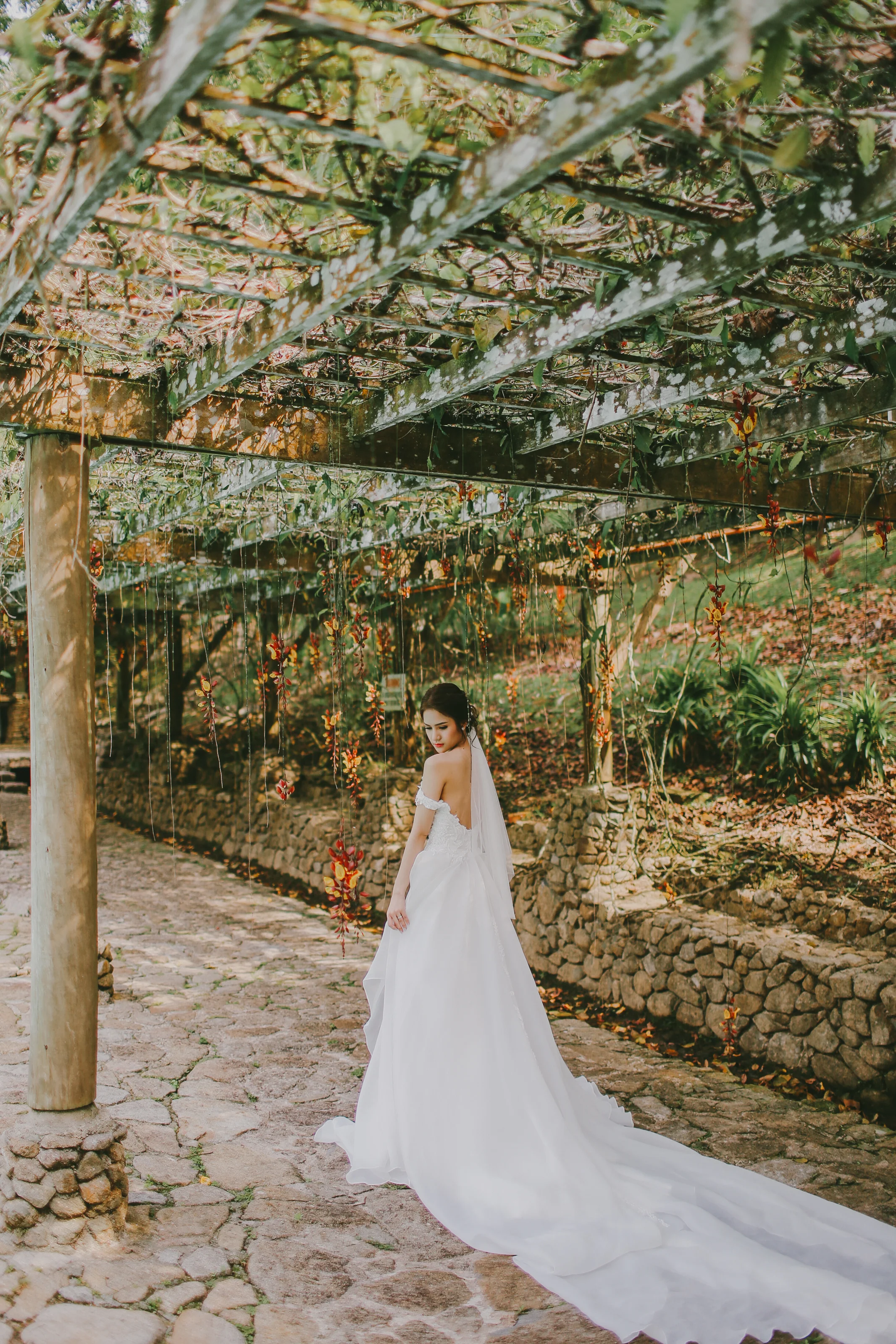 2019-act-wedding-studio-numb9r-ROM-garden-302.jpg