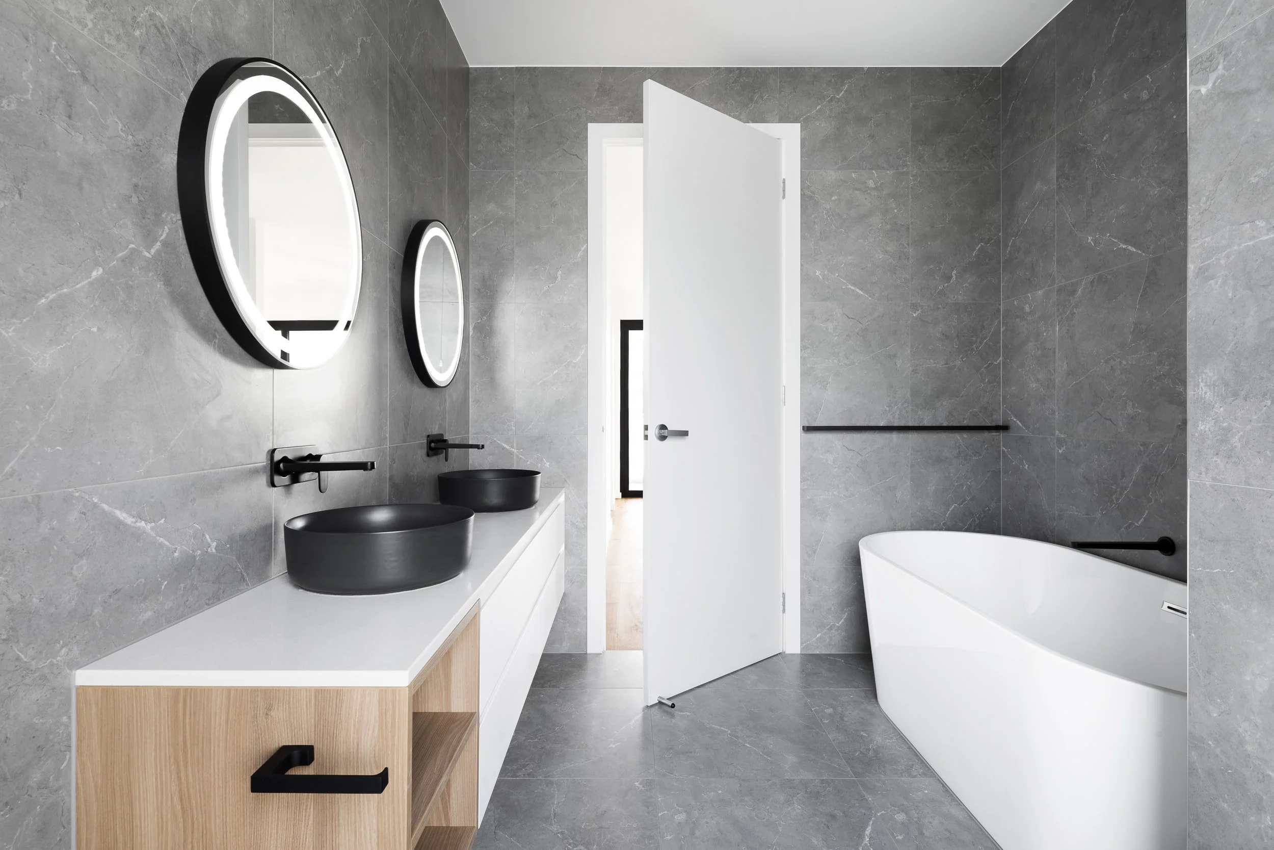 How to Choose the Perfect Tiles for Your Bathroom Renovation