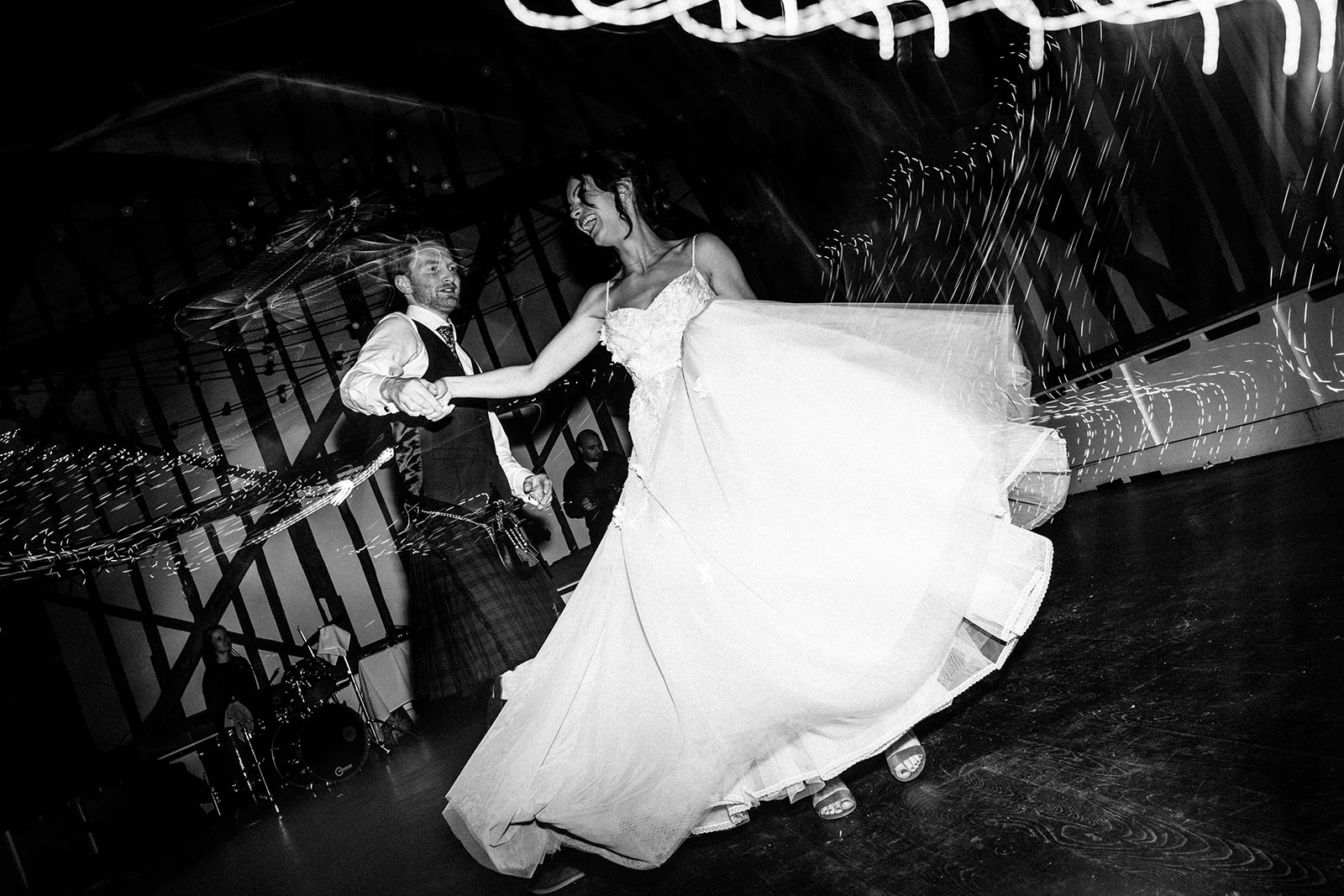 the-olde-bell-wedding-photography-jade-jonnie-418.jpg