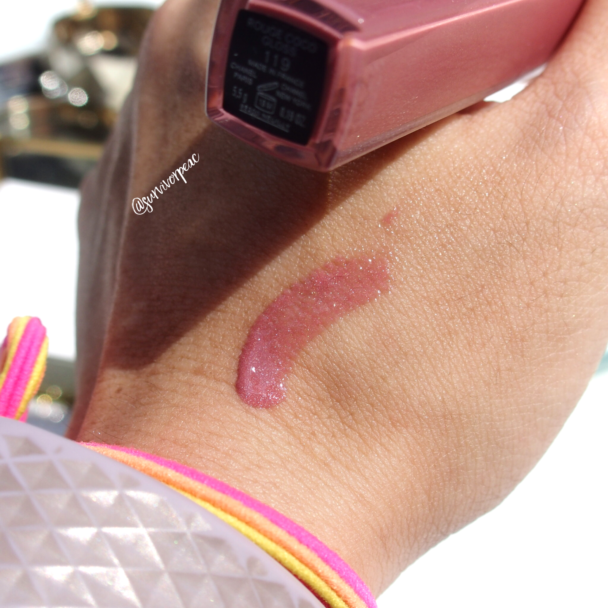Bourgeoisie Ft. Chanel Rouge Coco Gloss in 119, Swatch