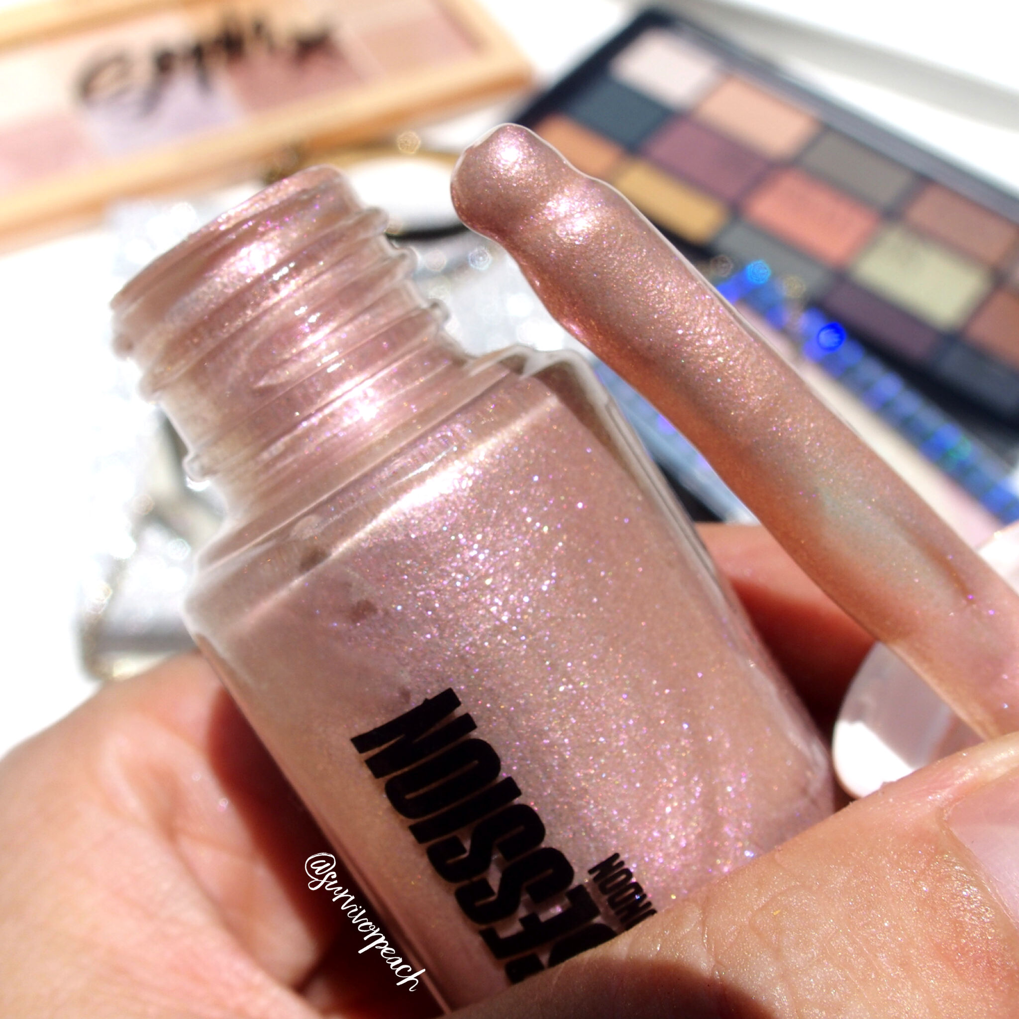 makeup obsession let's glow liquid illuminator