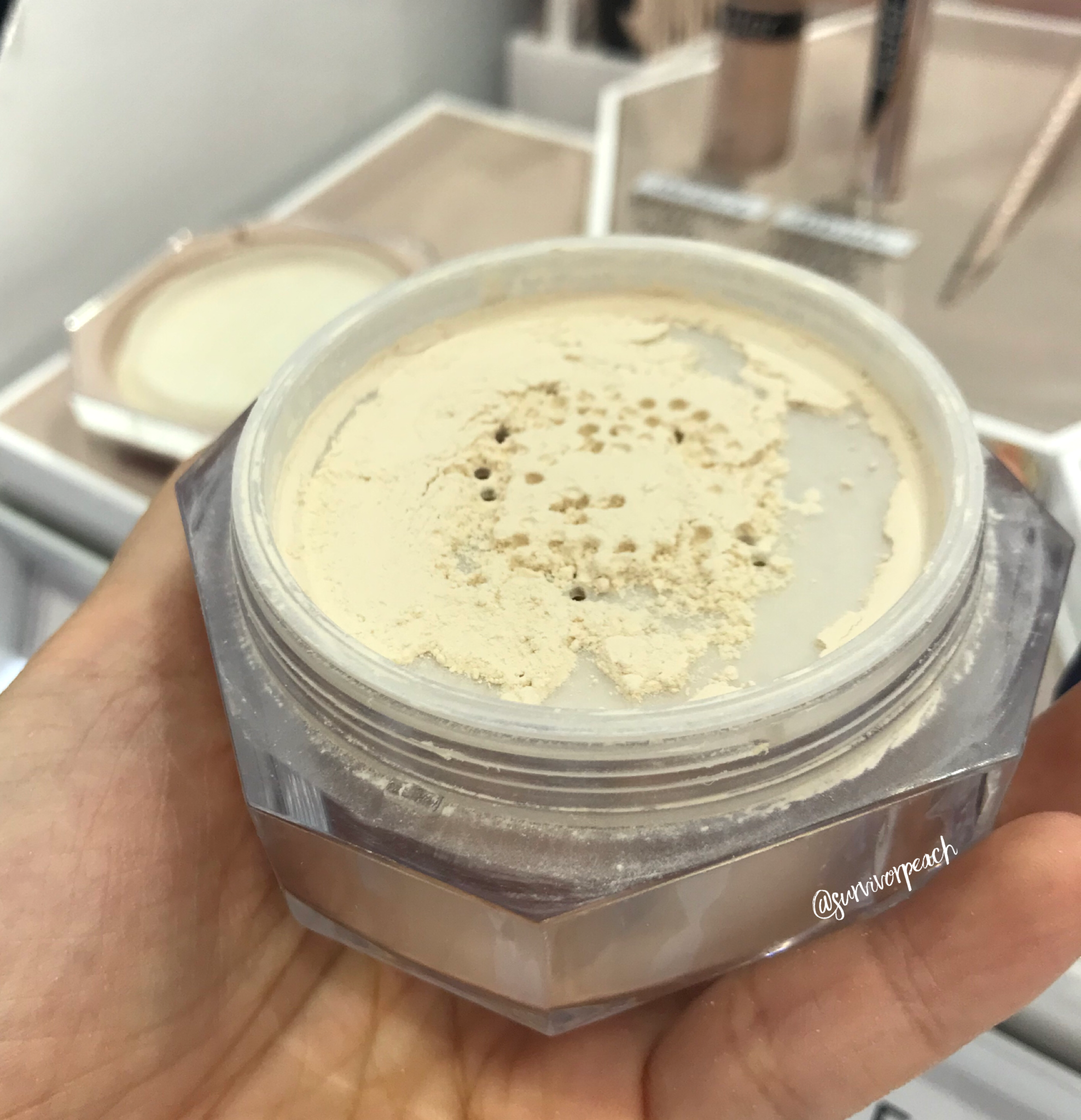 Fenty Beauty Pro Filt r Instant Retouch Setting Powder swatches Survivorpeach