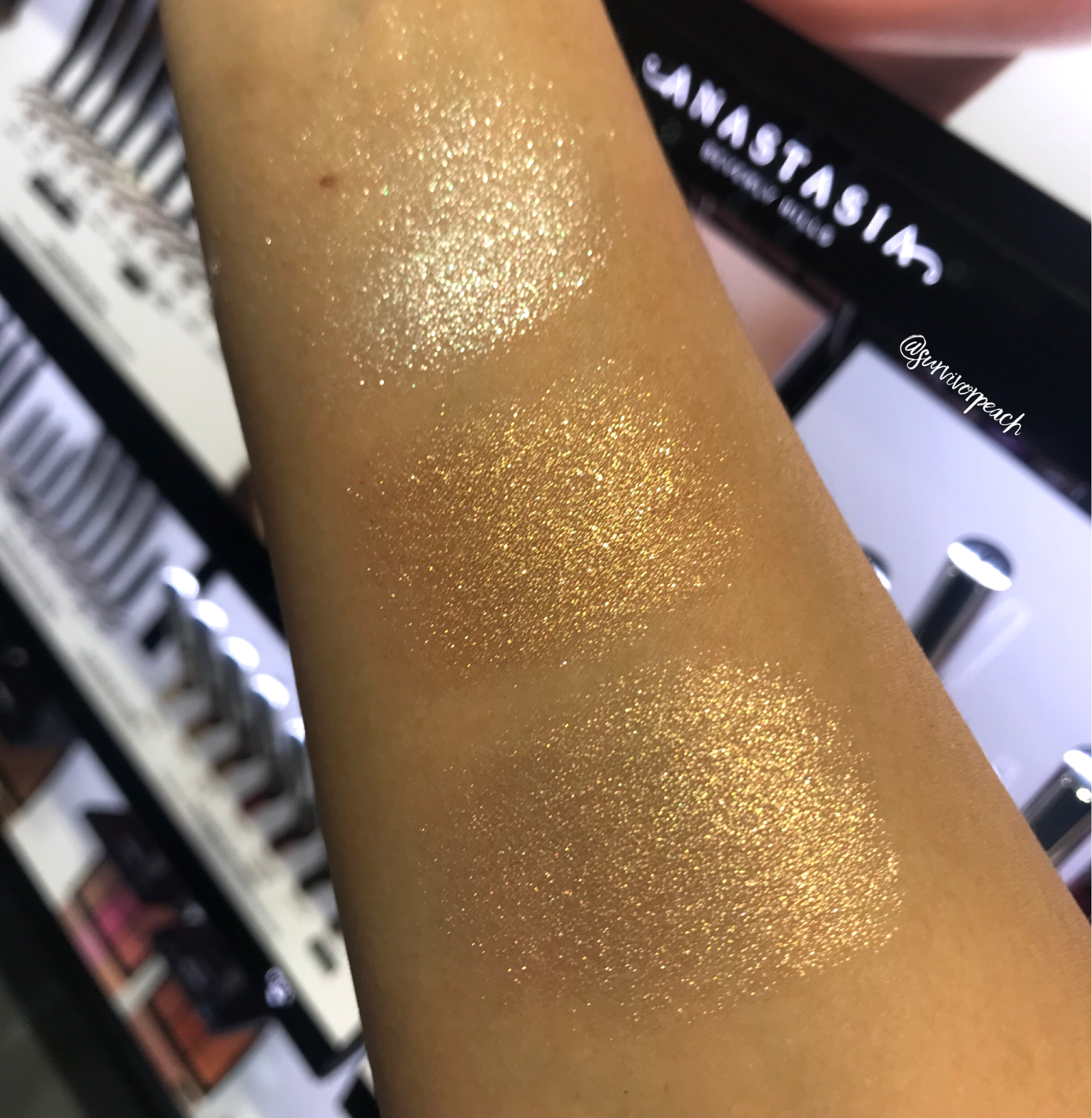 Anastasia Beverly Hills Loose swatches —