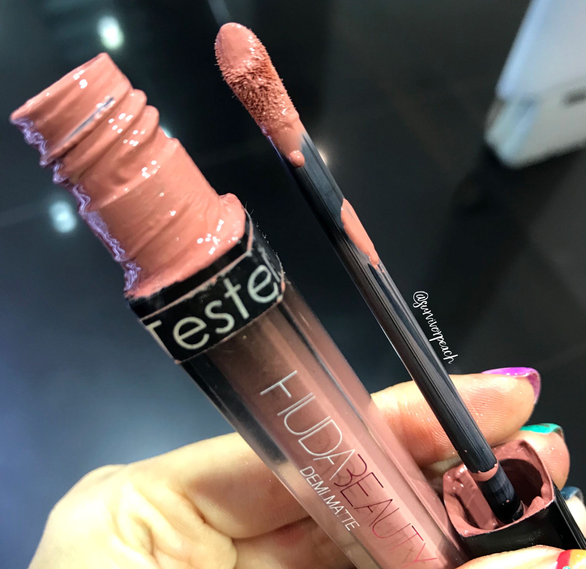 huda beauty feminist