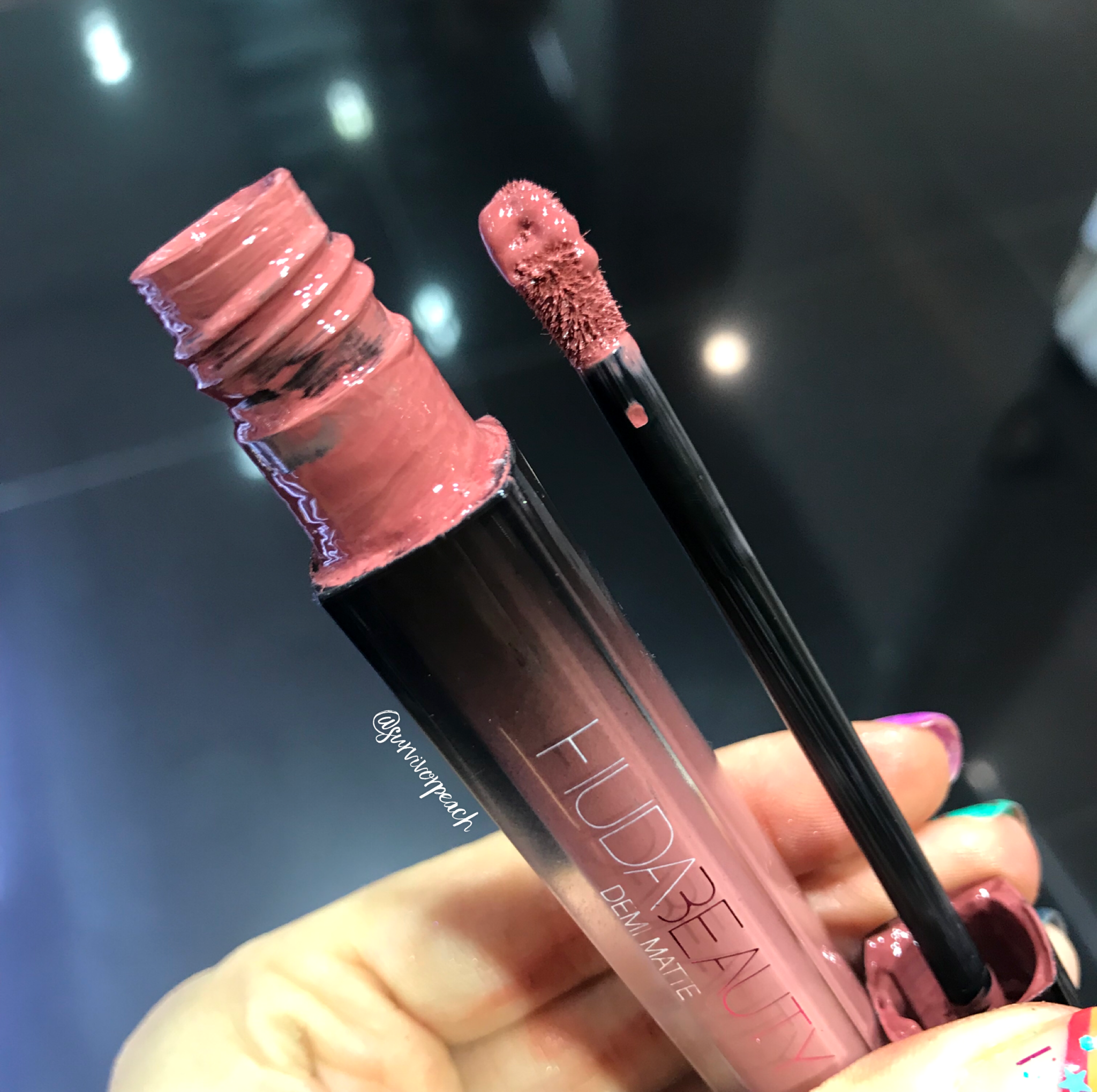 huda beauty feminist