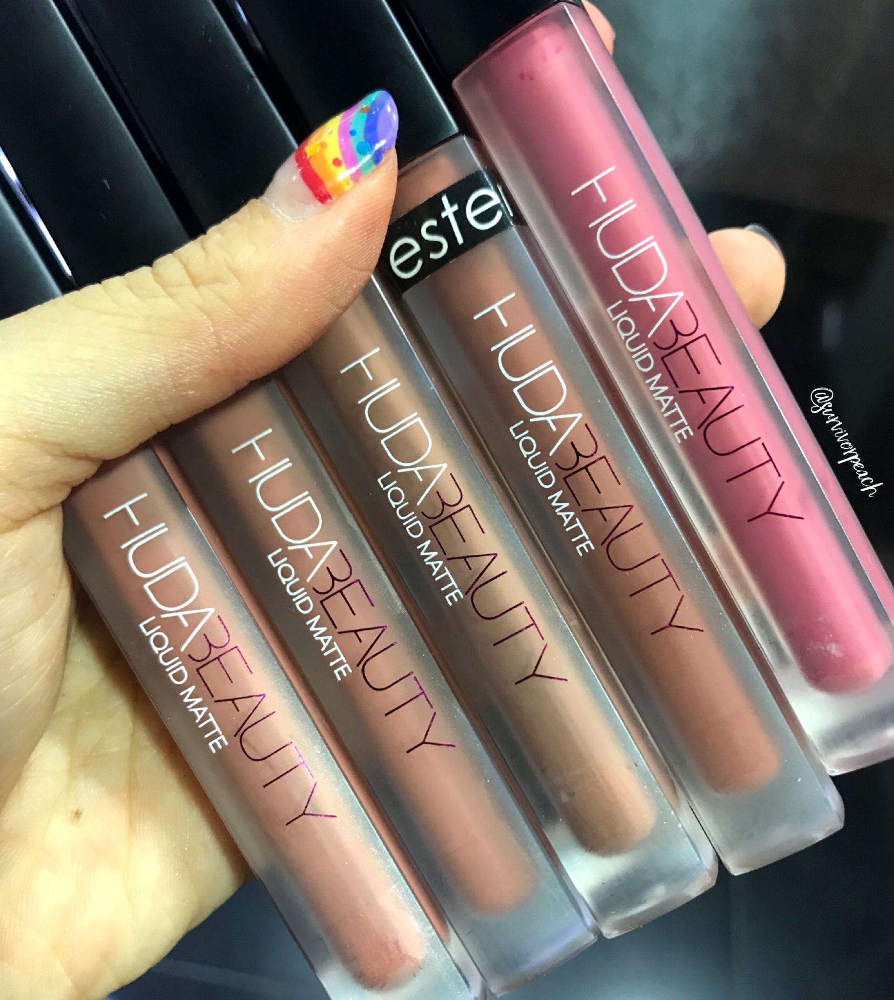 huda beauty gossip girl lipstick