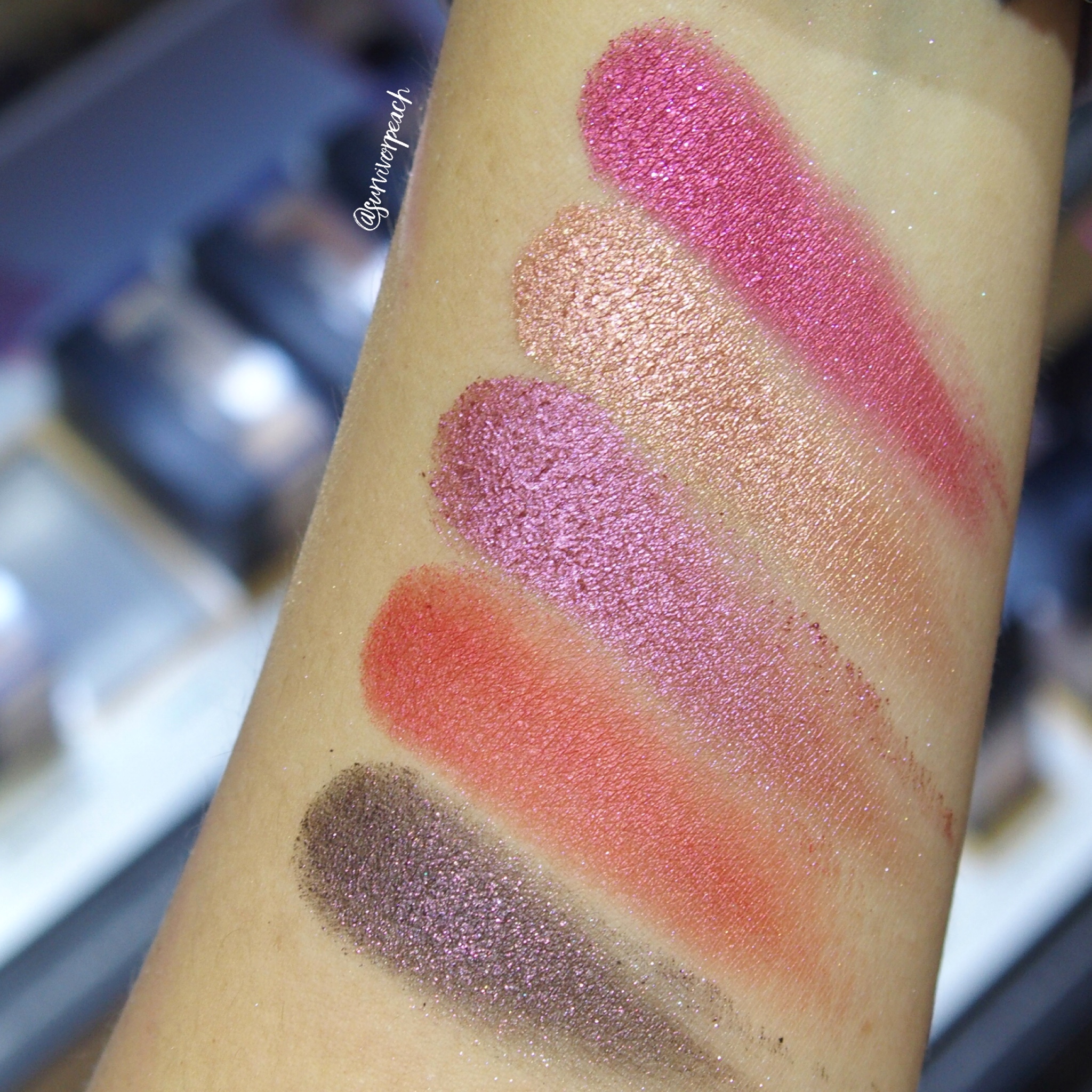 Huda Beauty Obsessions Palette - Ruby Obsessions swatches