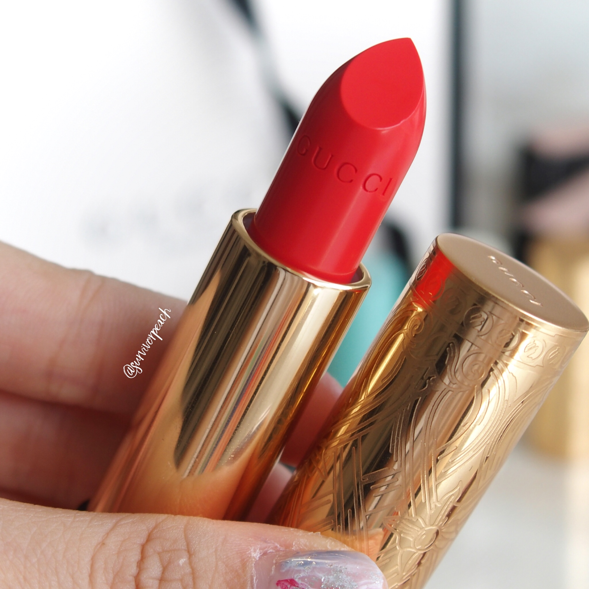 Gucci Rouge à Lèvres Satin Lipstick 300 Sadie Firelight