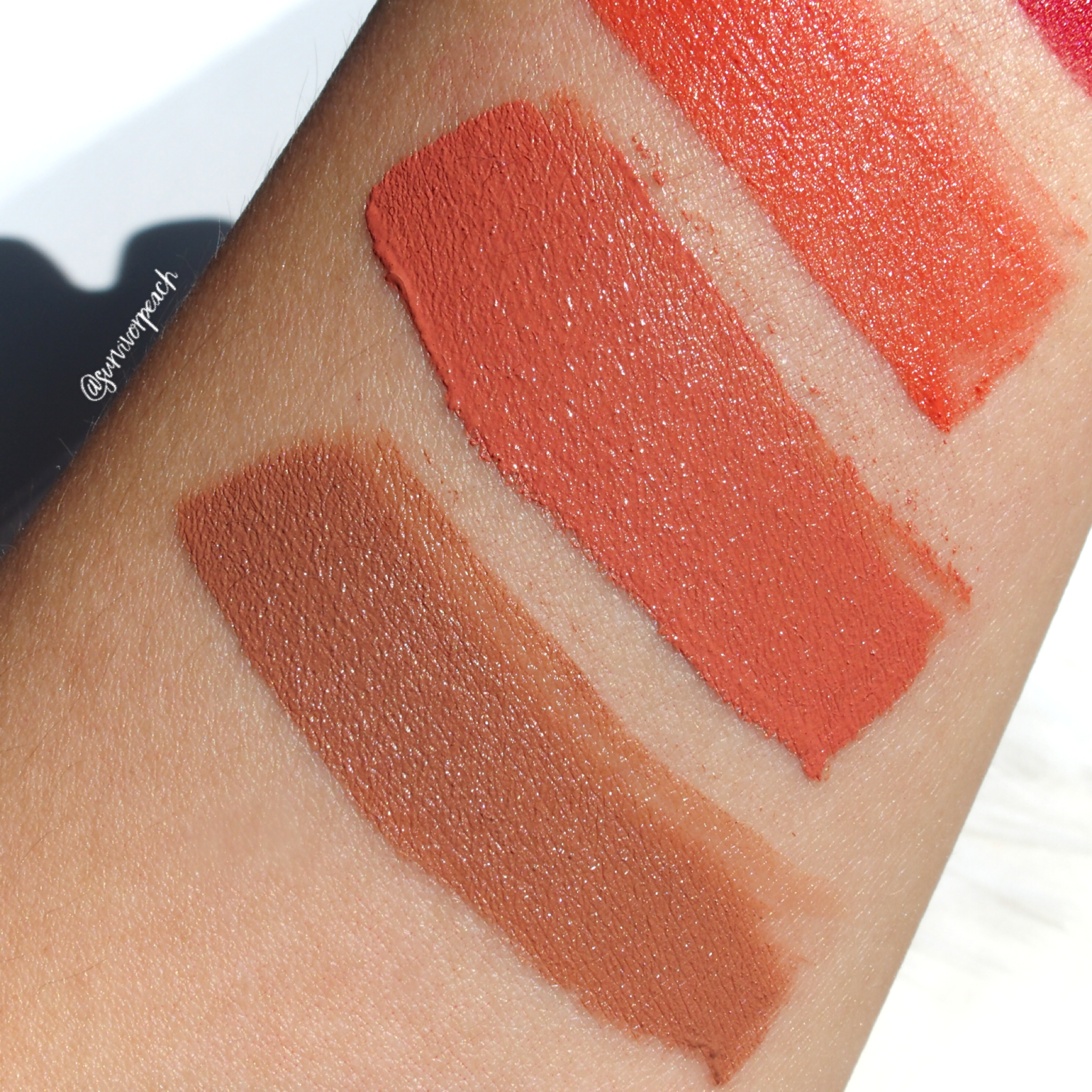 Swatches of the Glitteratics Mattamatic Lip &amp; Cheek Souffle - 03 Back to the Origins, 04 Wear Nothing