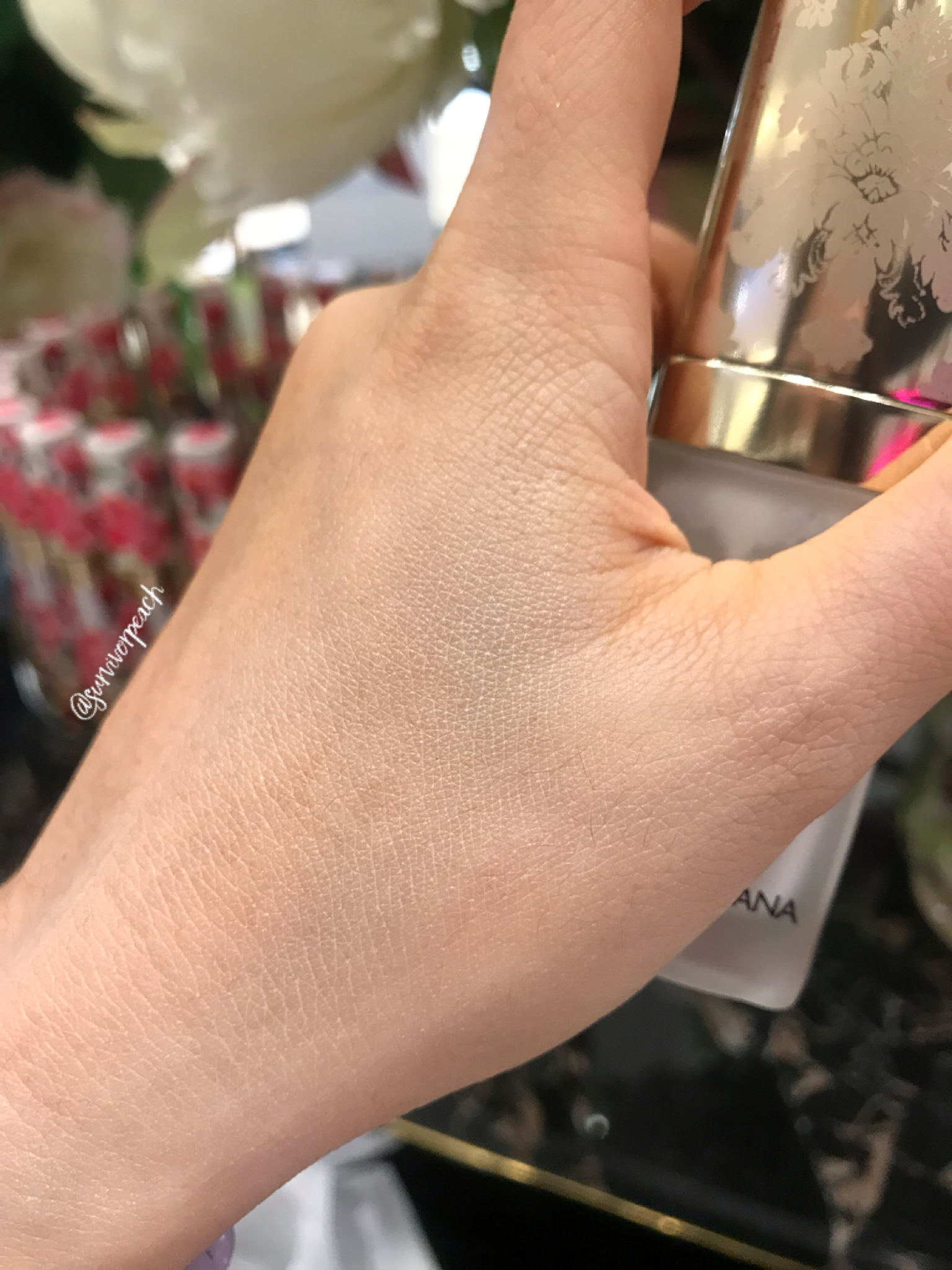 dolce & gabbana glorious skin perfect luminous foundation