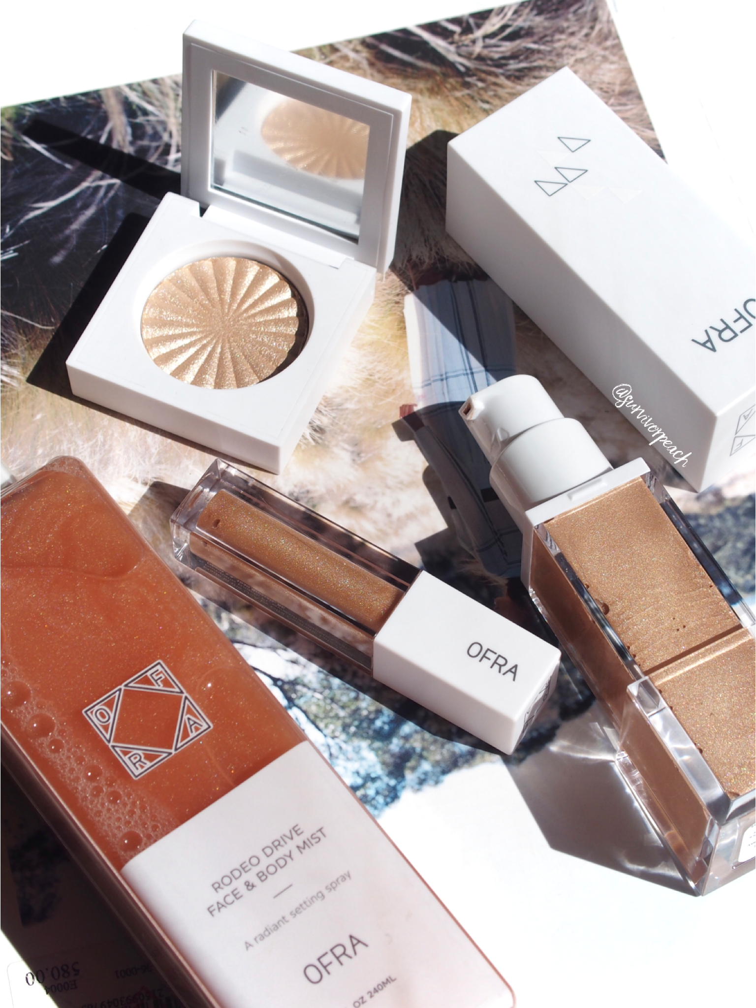 lip gloss as highlighter