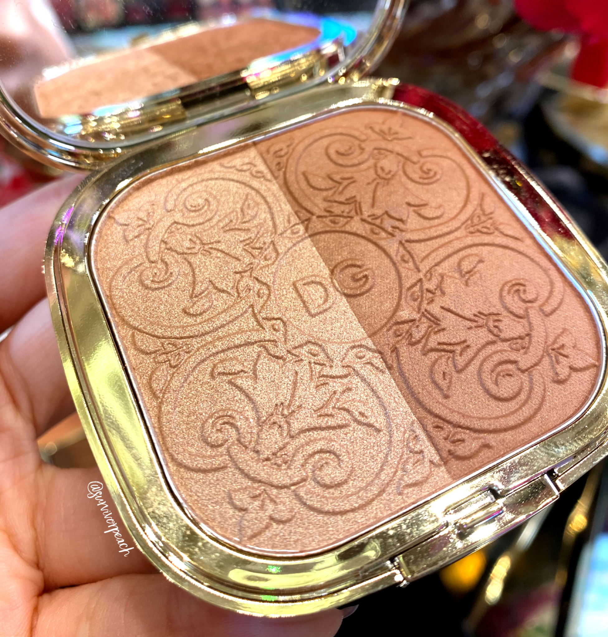 Gabbana Beauty Solar Glow Illuminating Powder Duo Review and Swatches & D&G the Love Collector Limited Edition Highlighter — Survivorpeach