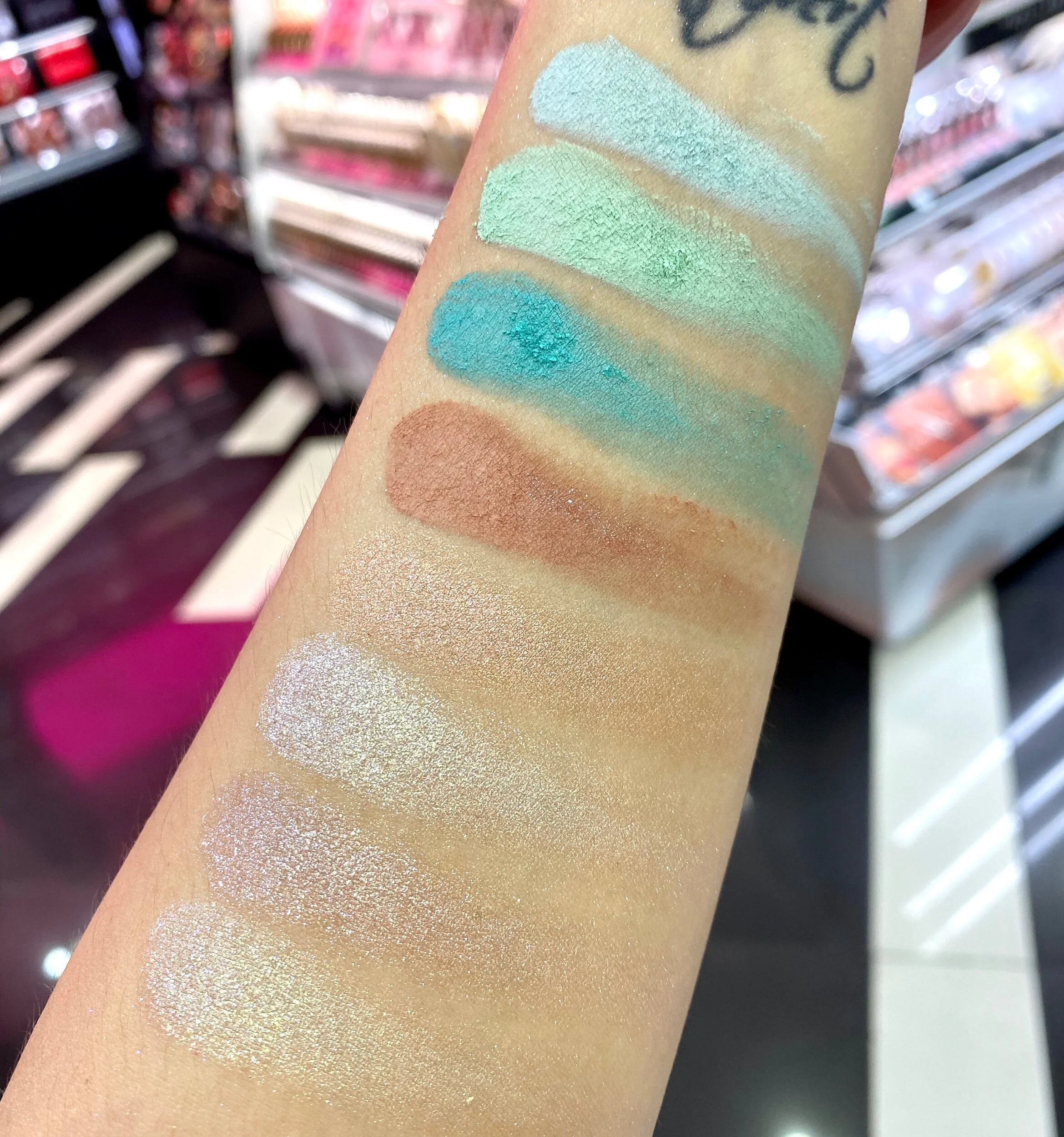 Huda Beauty Pastel Obsessions Eyeshadow Palettes Rose Lilac Mint Obsessions Survivorpeach