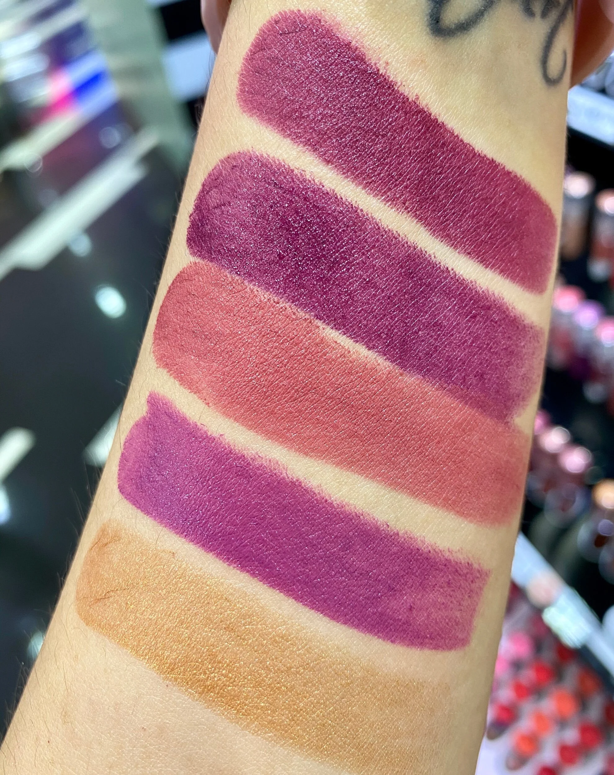 thumbnail image 2 of Sephora Collection Lipstories Lipstick – Shade 63 Adventuring (Coral Matte) .14 Oz Full Size Sealed 2 of 5