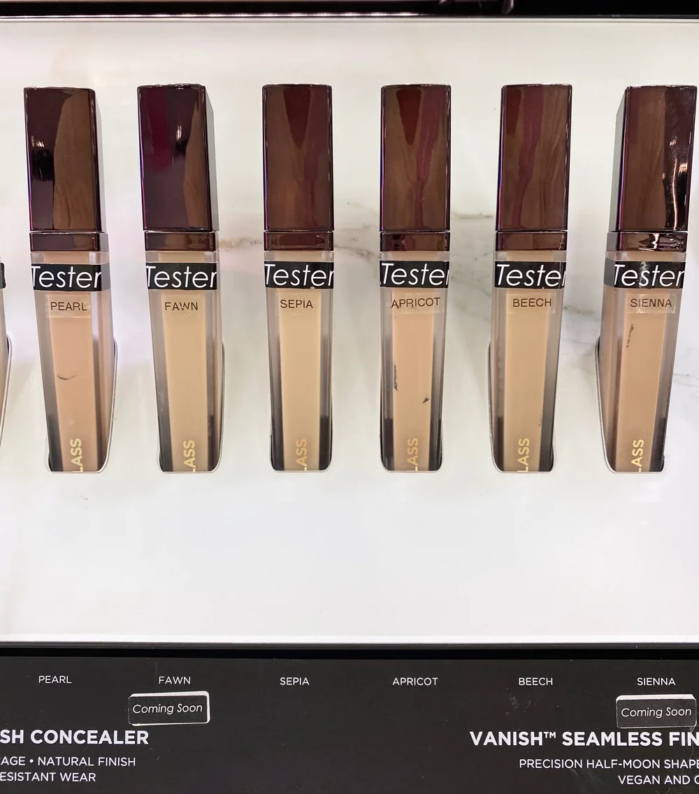 Hourglass VANISH™ AIRBRUSH CONCEALER Swatches — Survivorpeach