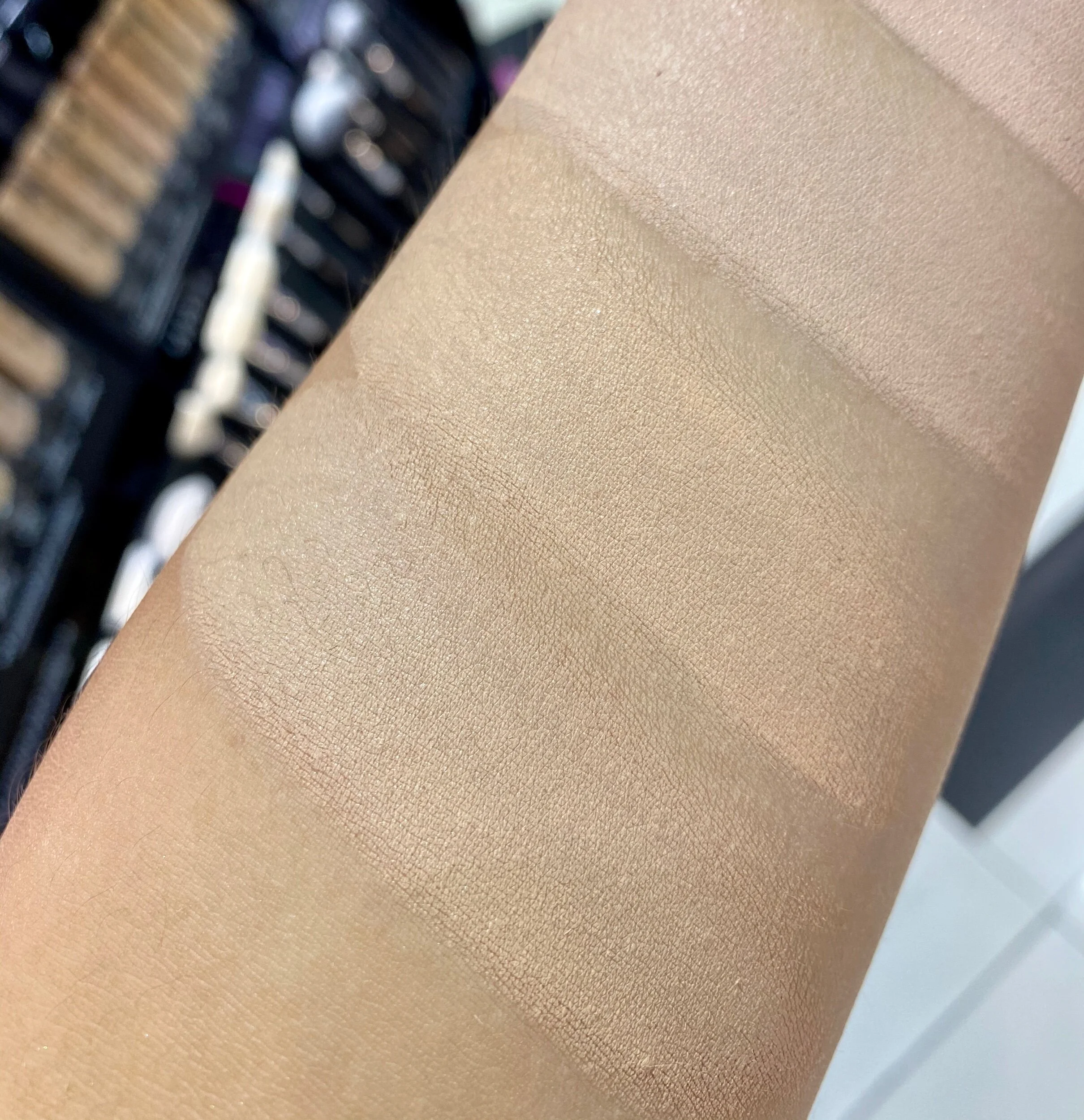 hourglass foundation shell