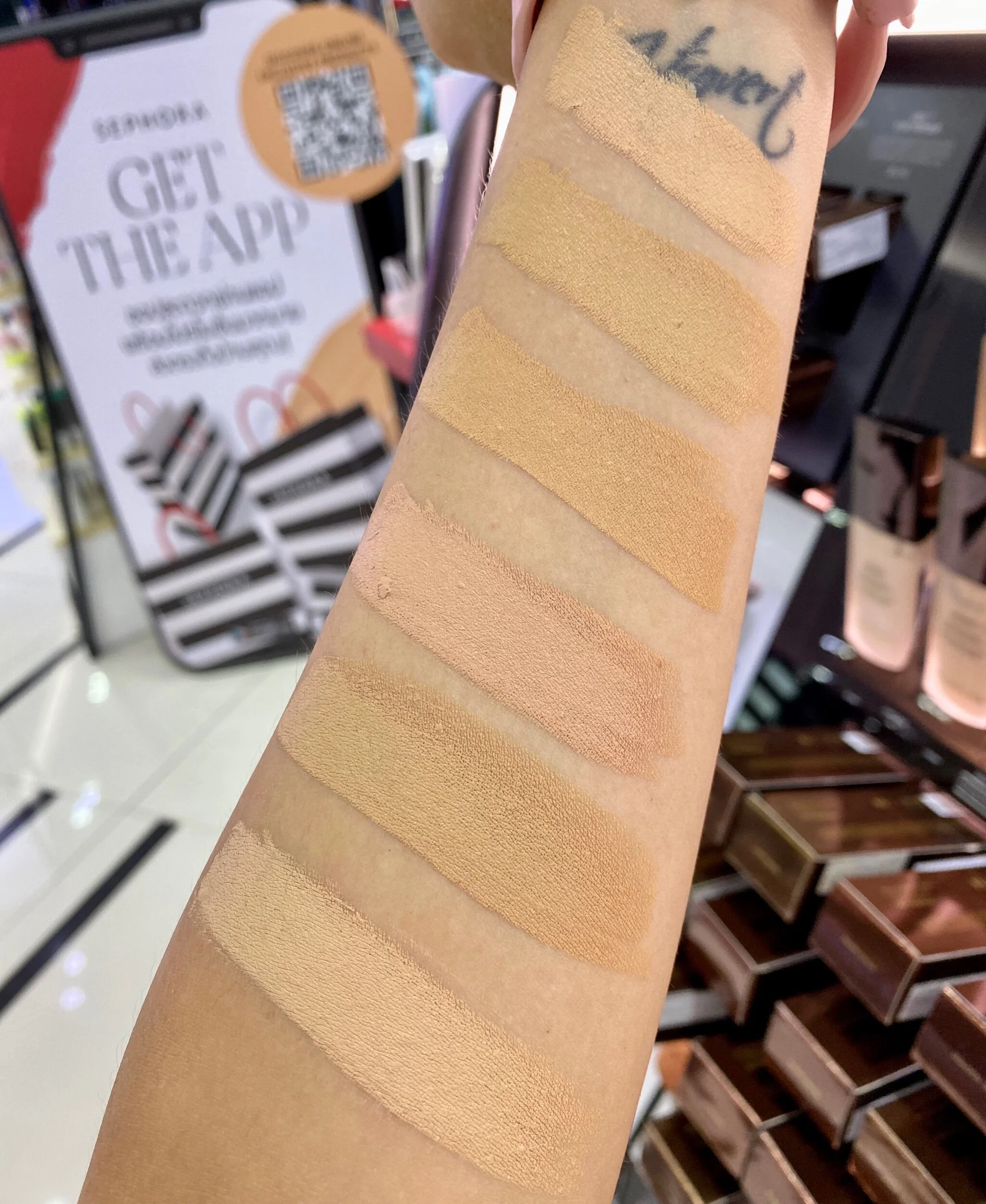 hourglass foundation sand