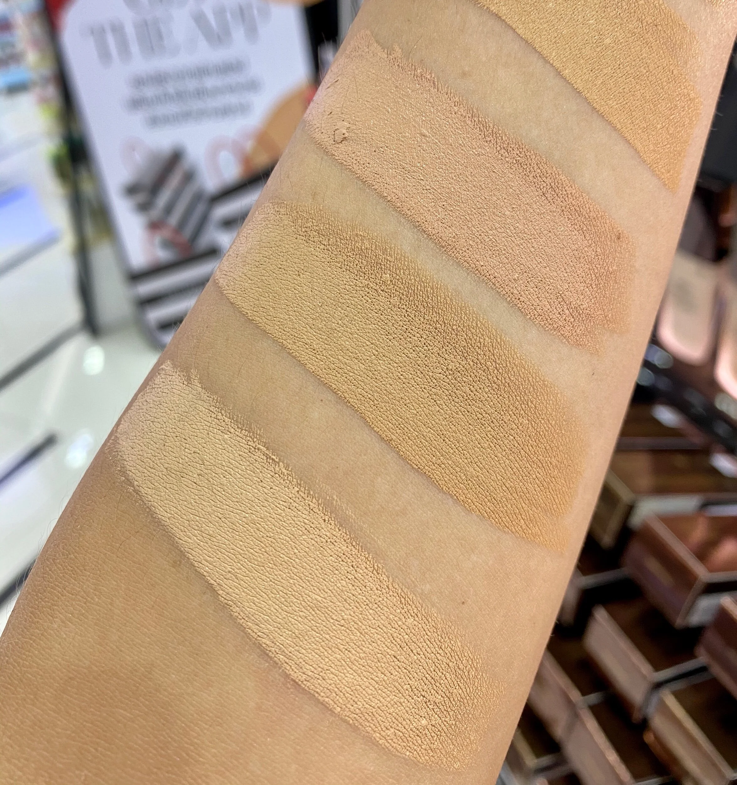 hourglass foundation vanish liquid