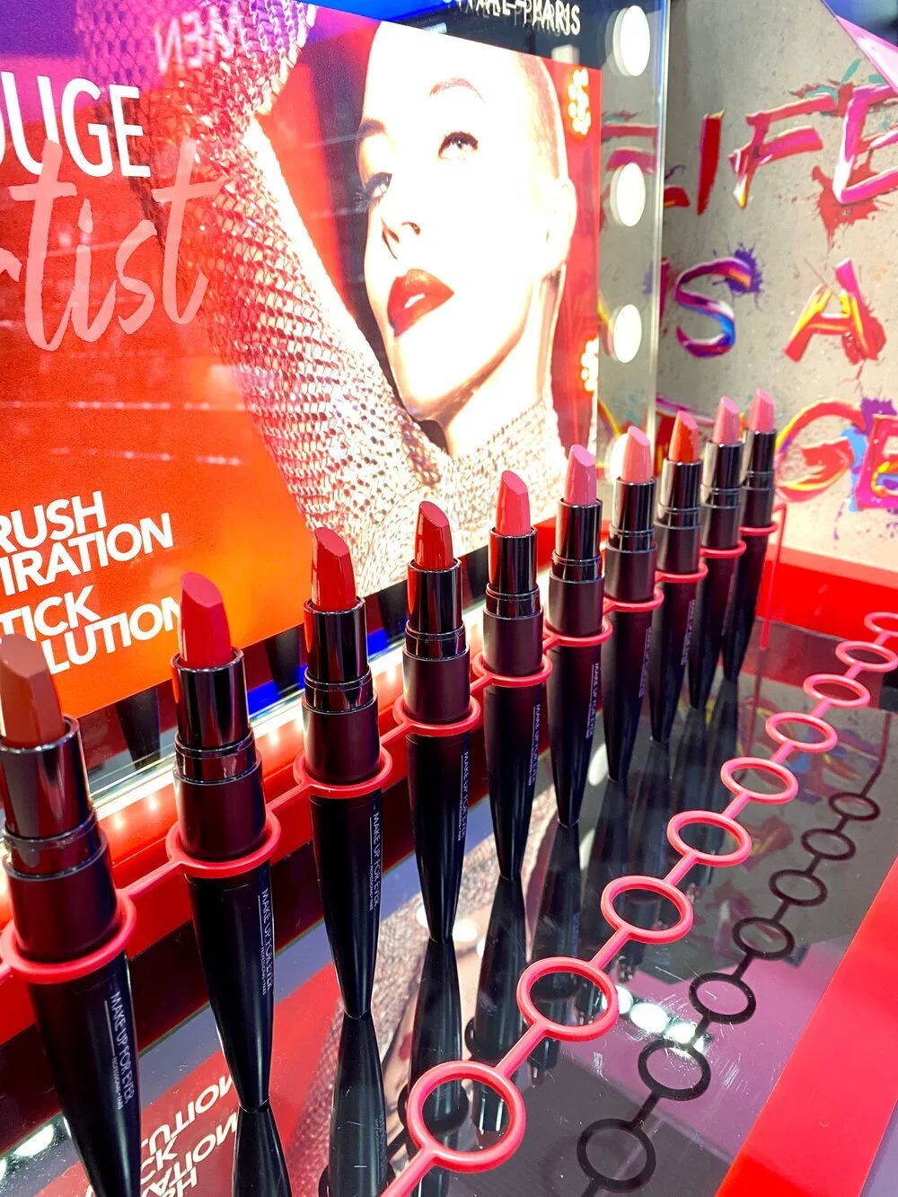 Makeup forever ROUGE ARTIST INTENSE COLOR LIPSTICK