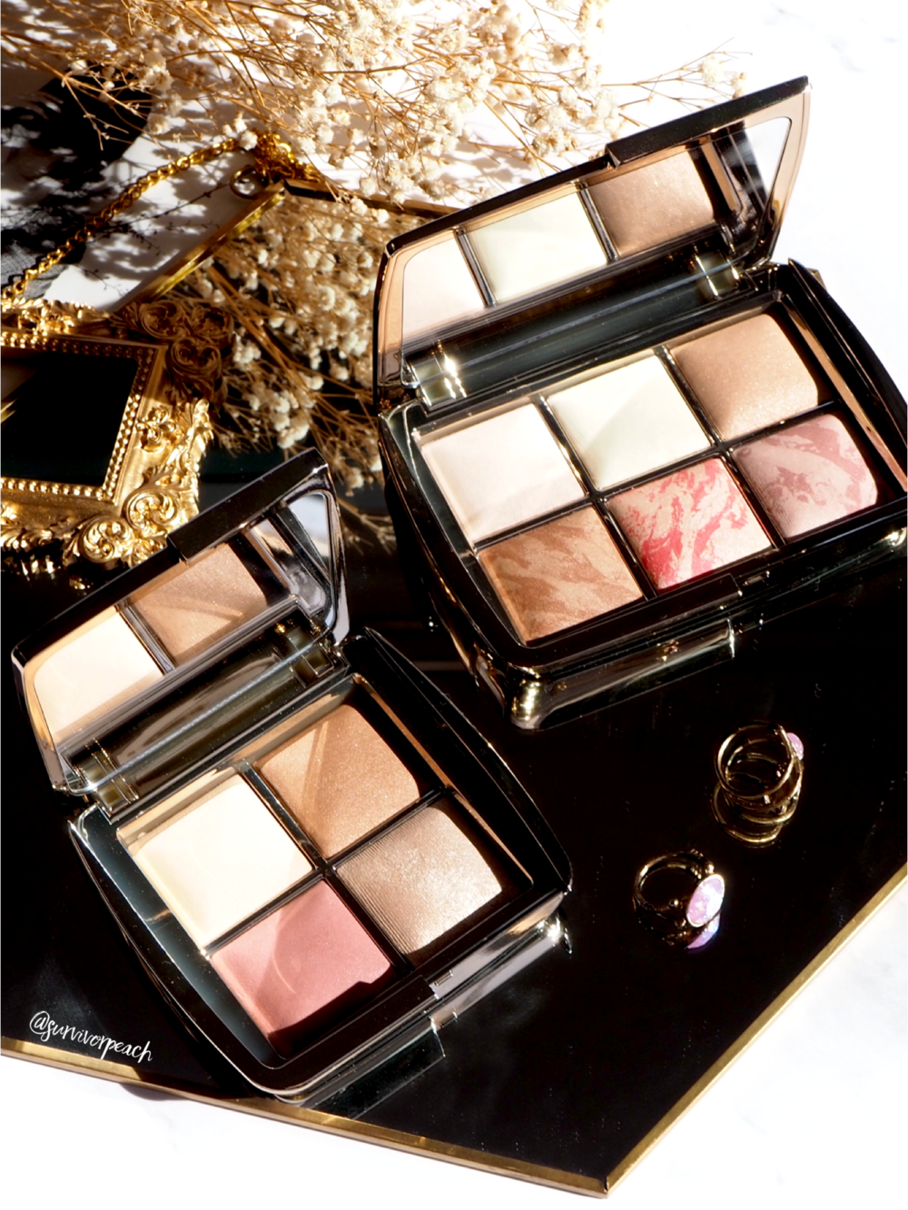 Hourglass Ambient Lighting Edit Palette Sculpture, Mini Sculpture Unlocked