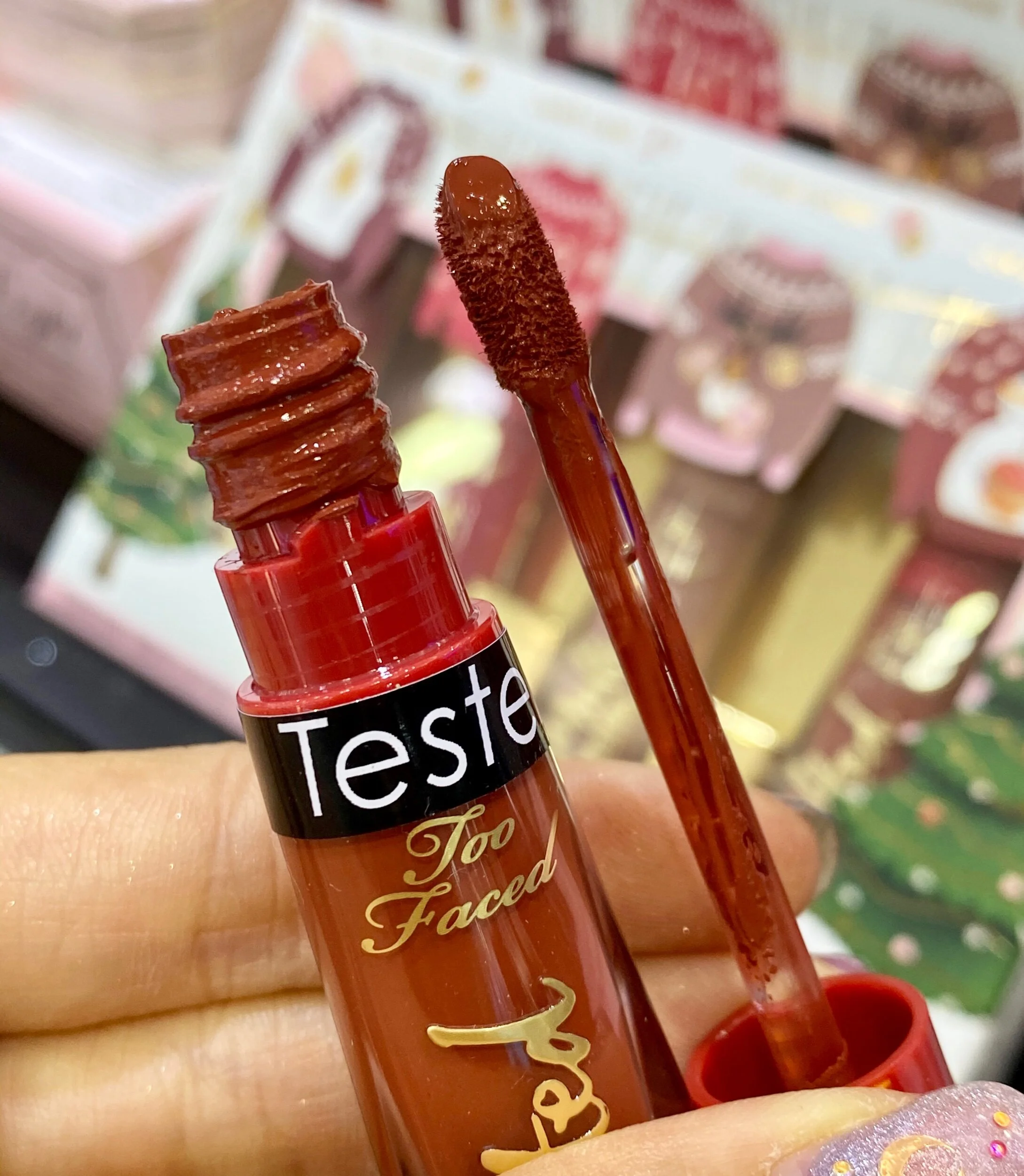 christmas snuggles and melted kisses