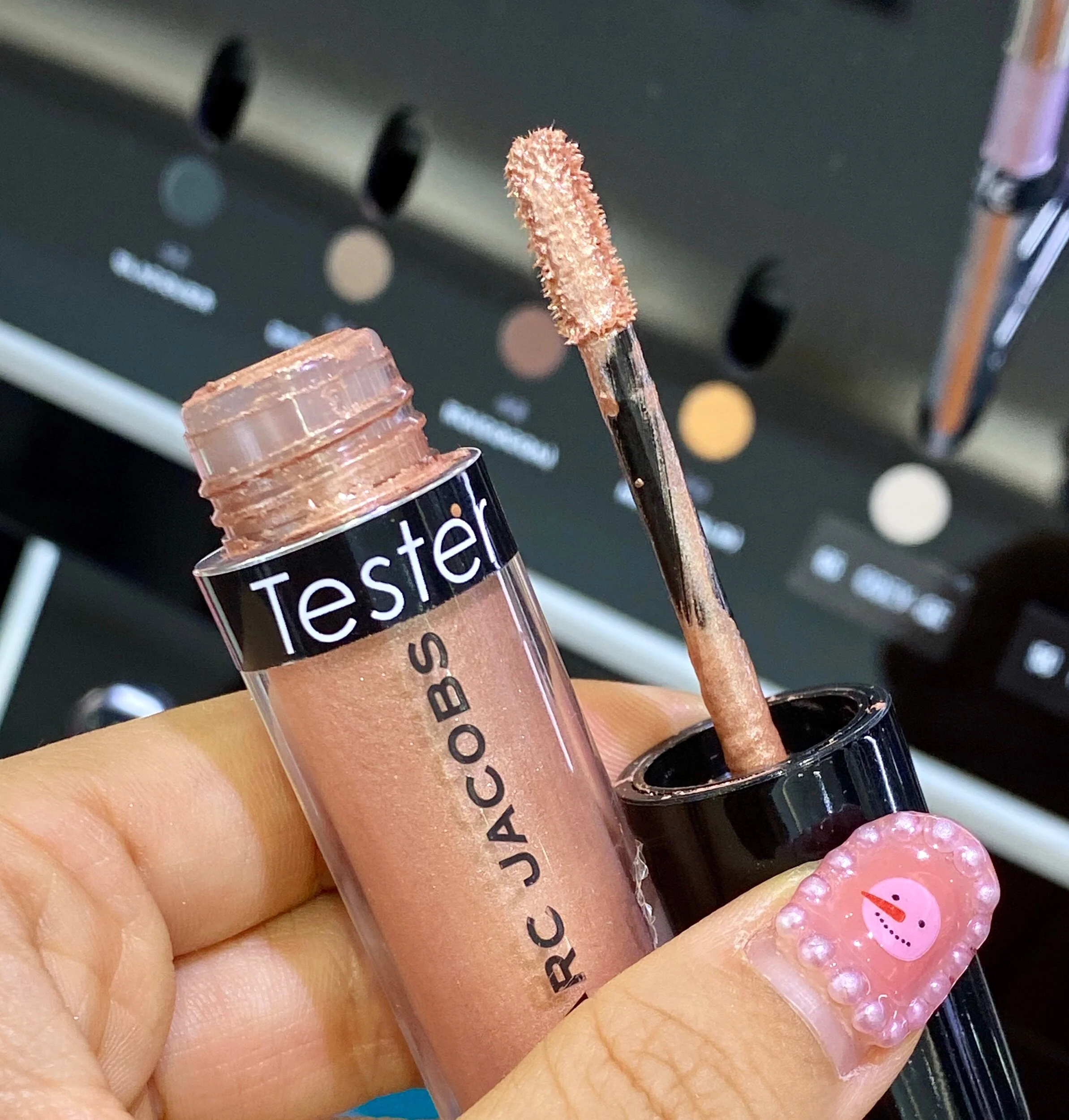 marc jacobs liquid eyeshadow