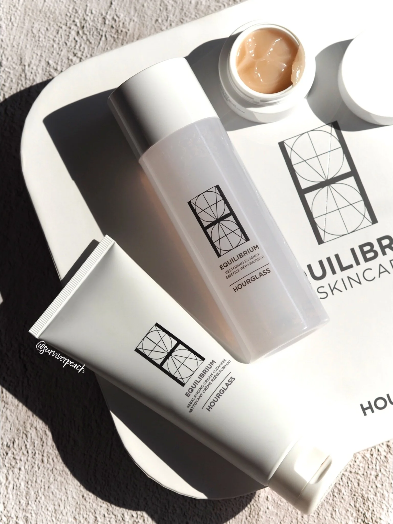hourglass equilibrium eye balm