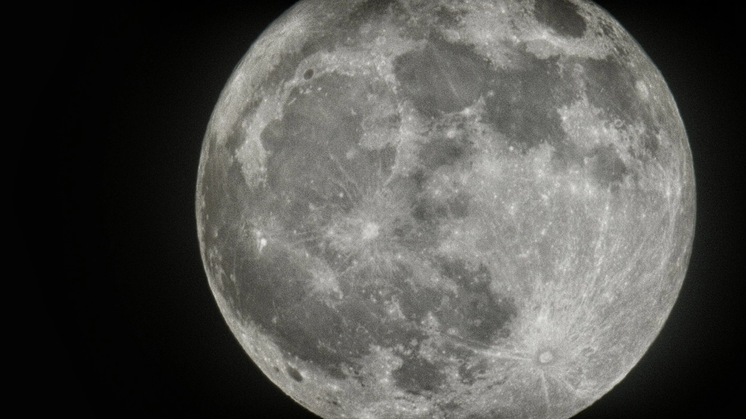 the moon 500mm.jpg