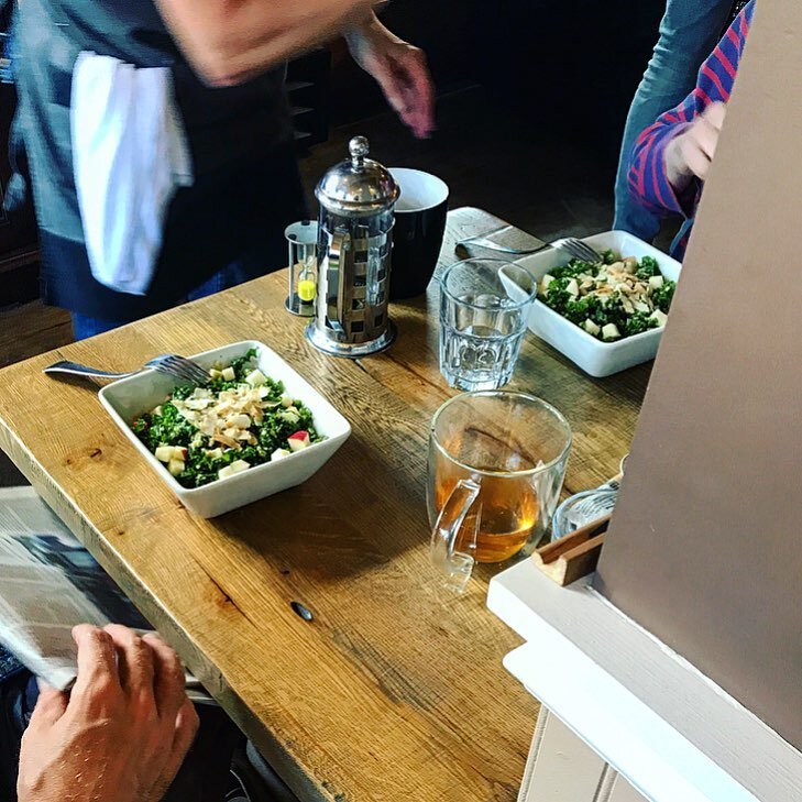 We make friends with salad. #saladdays #greensplease #kalesalad #healthyeats #toronto #nomnom #tastethesix #tastetoronto #salad #lunch #tea #eatyourveggies #friends #cafelife #homemade #eatlocal #hungry #feelgood #yummy