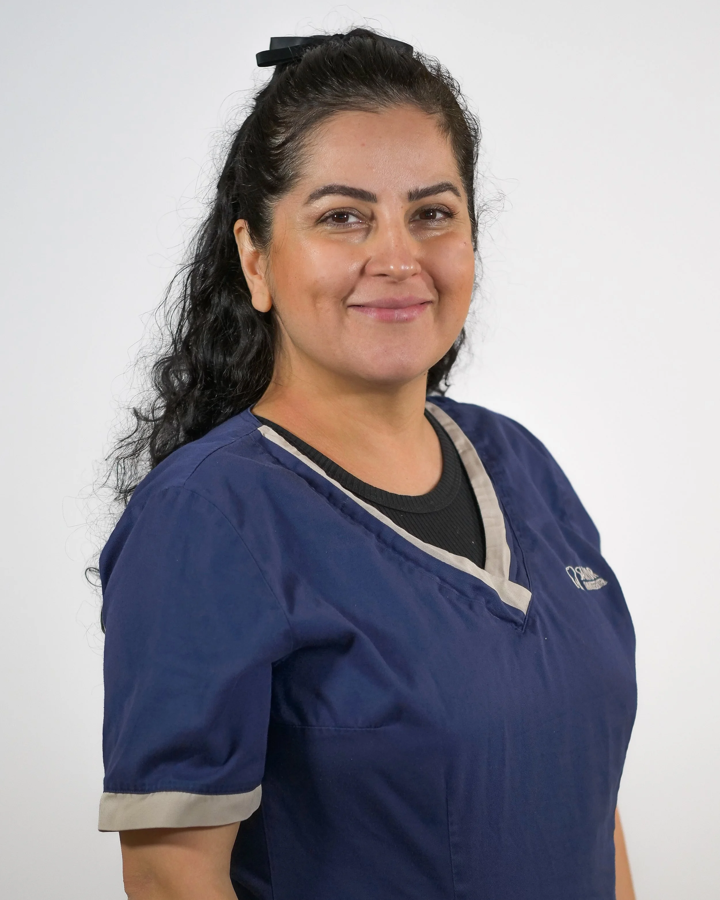 Farnoush Tousi- oralkirurg