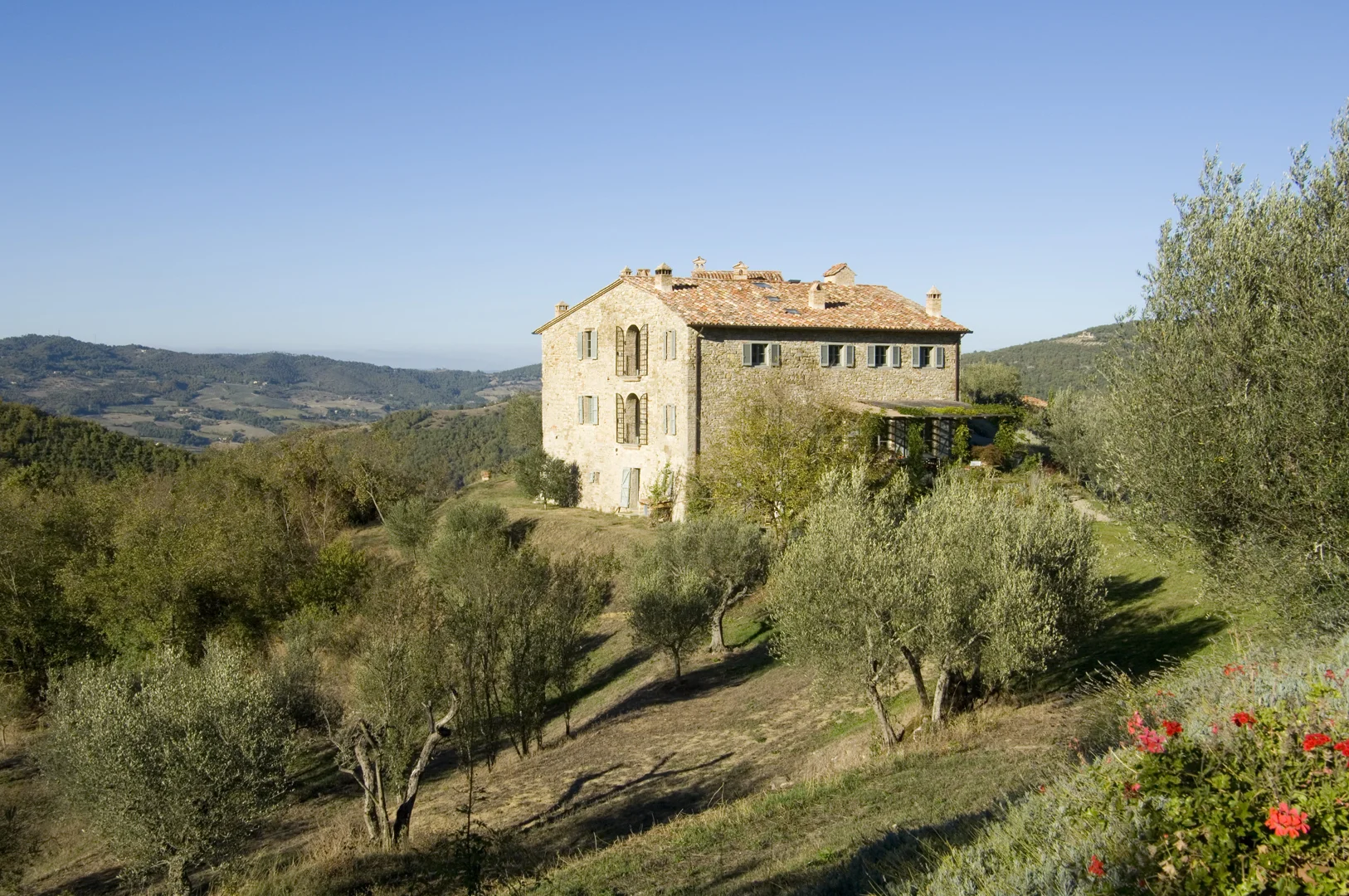 Villa Castellaro Today