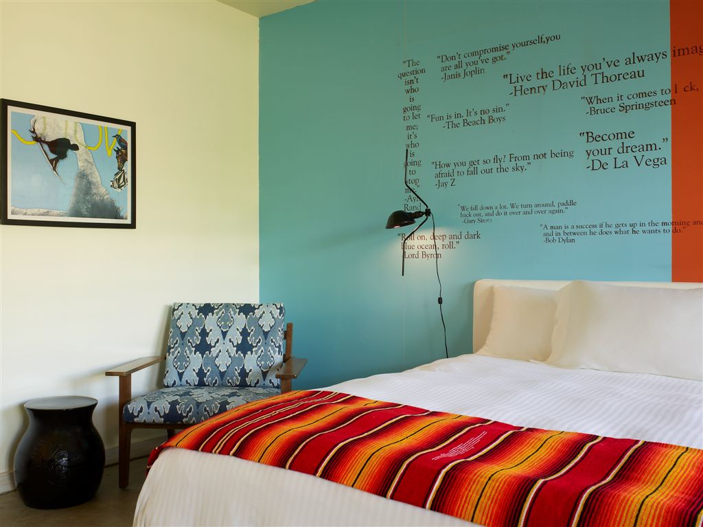 Postcard Inn Rooms 13.jpg