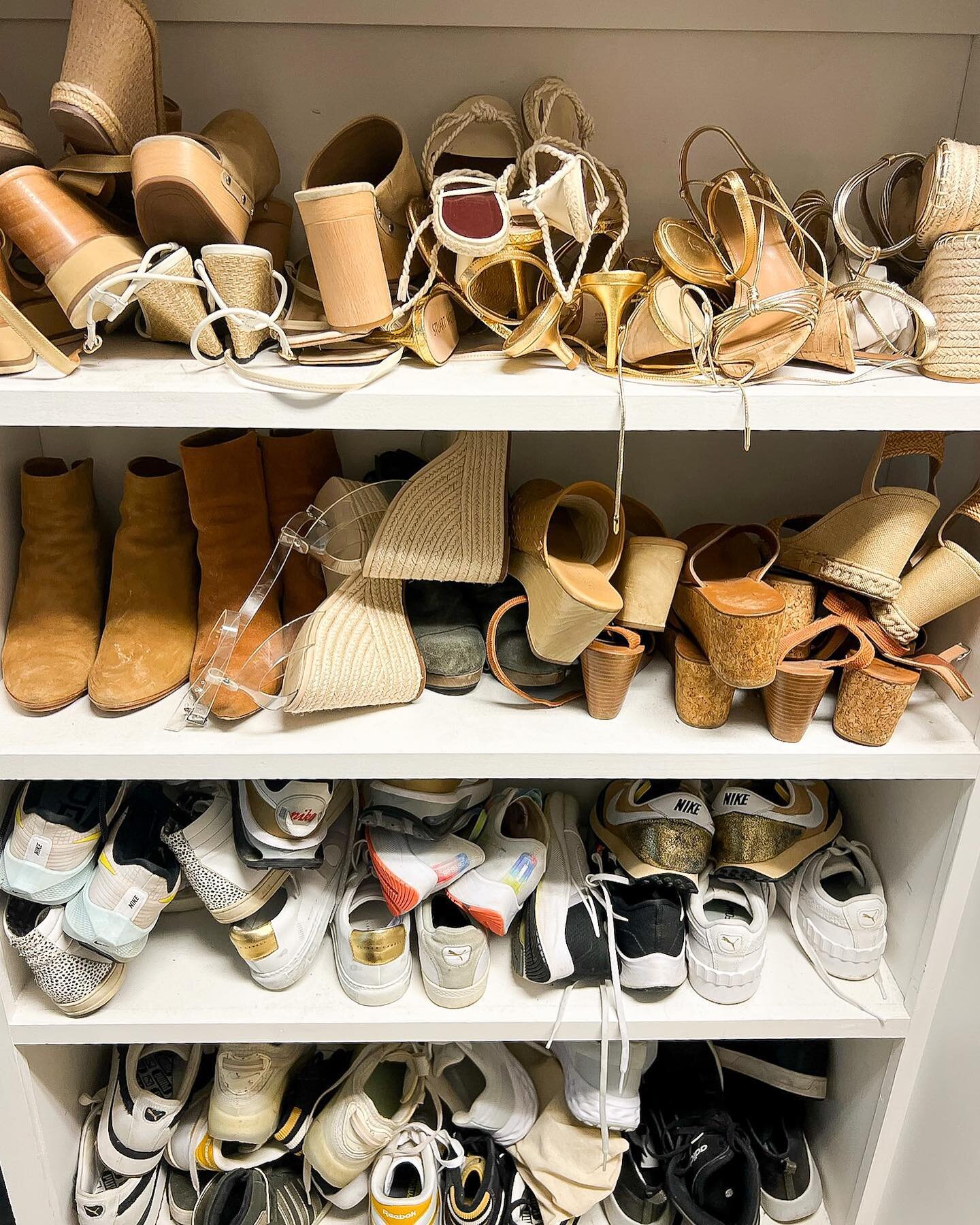 The effects of being too busy! 👡 👟

What NOT to do in your closet. It&rsquo;s important to be able to SEE what you have and ORGANIZE your goodies. 🖤

#stylist #wardrobestylist 
#wardrobewizard  #personalshopper #personalstylist #stylisttip #rvasty