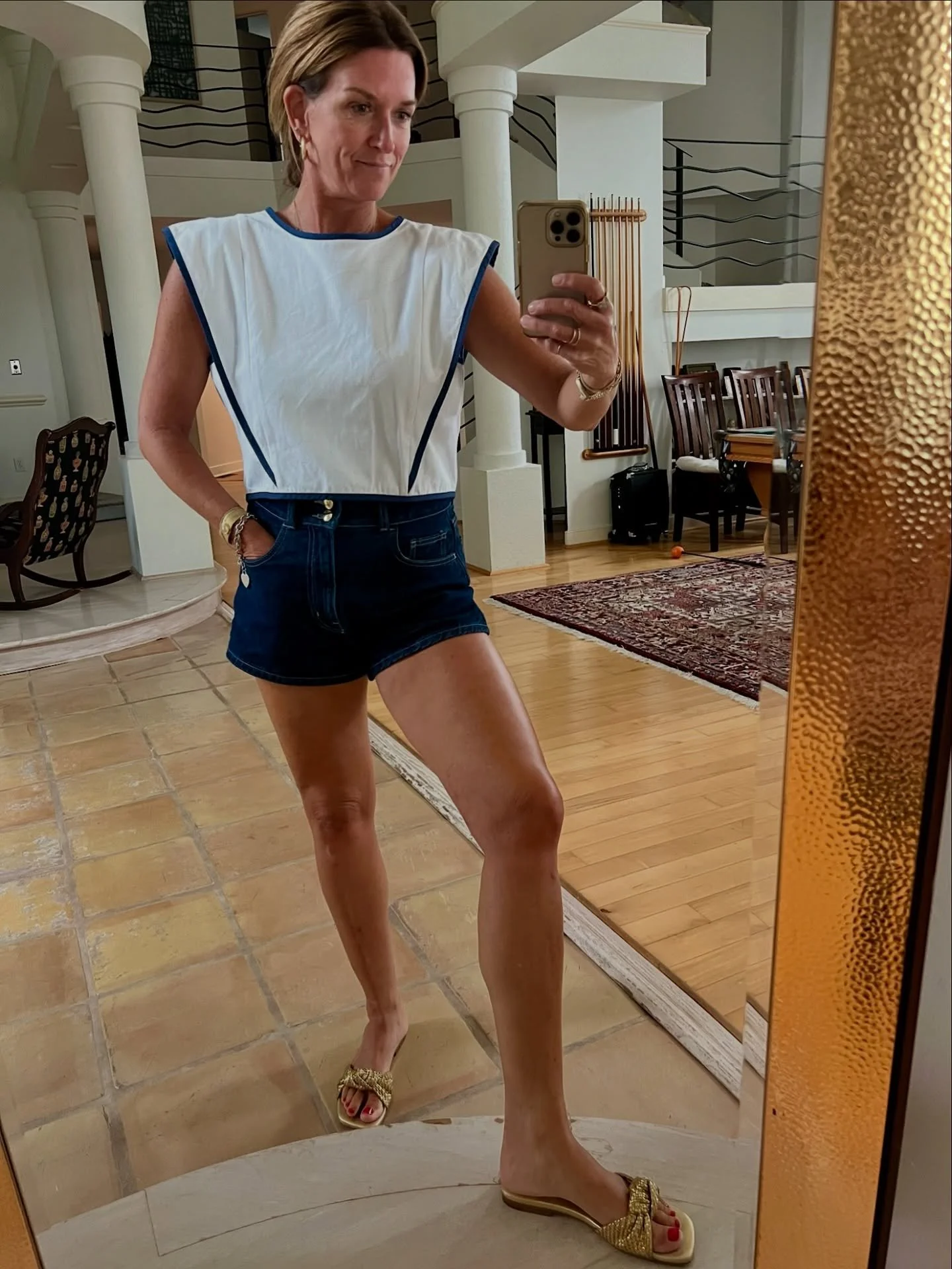 Cool top. It&rsquo;s SHUG!