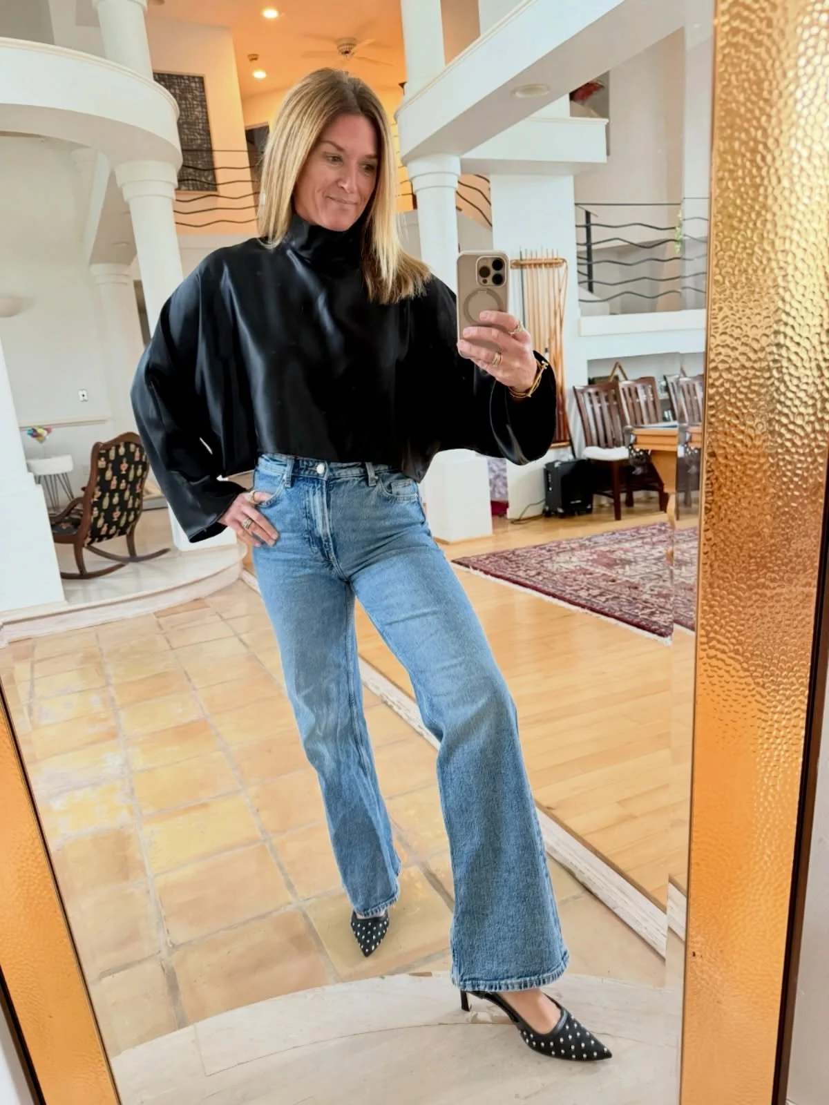 Silk + sparkles 🎄