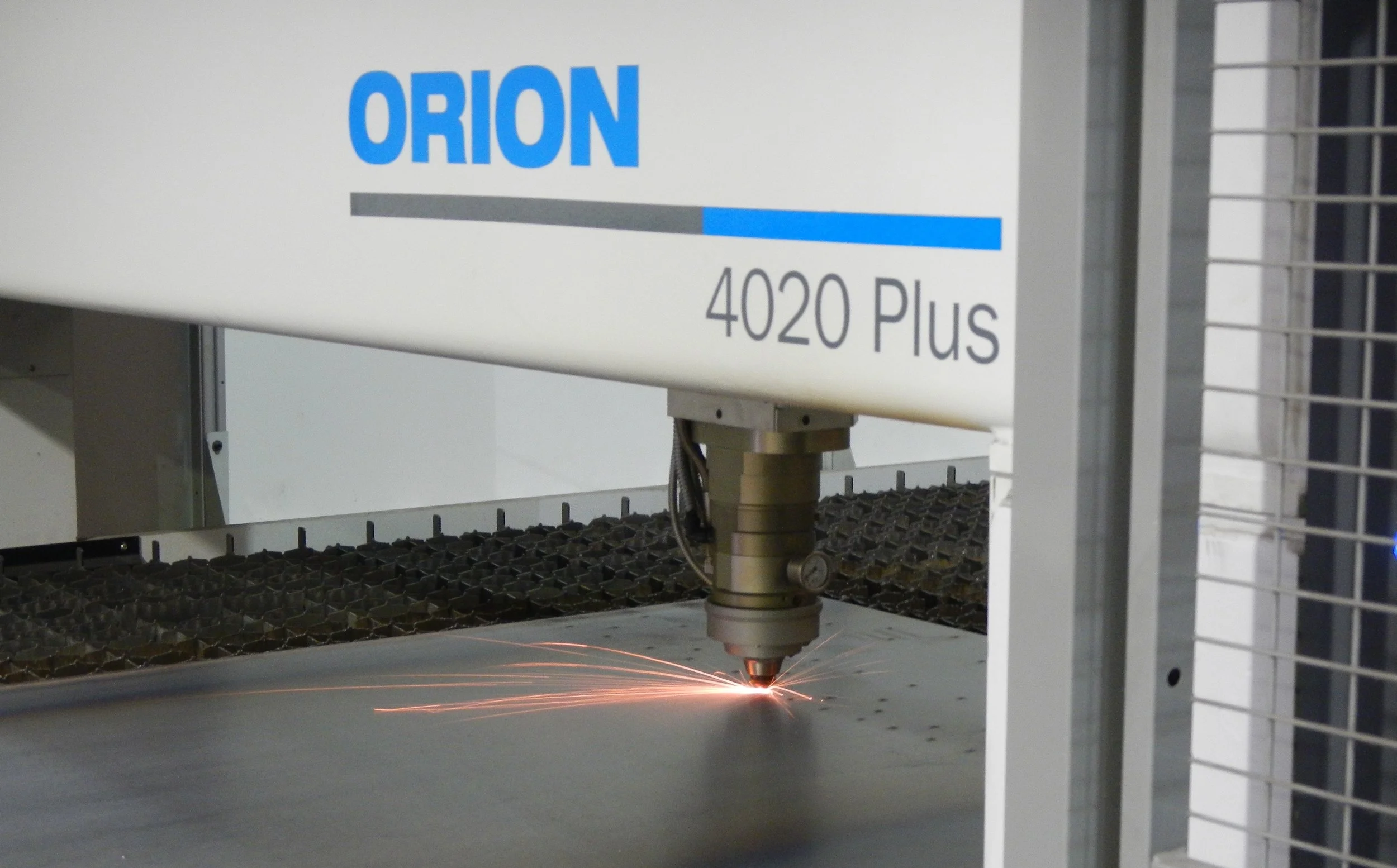 laser-cutting-2.jpg