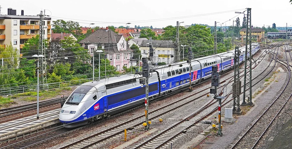 tgv-1308350_960_720.jpg